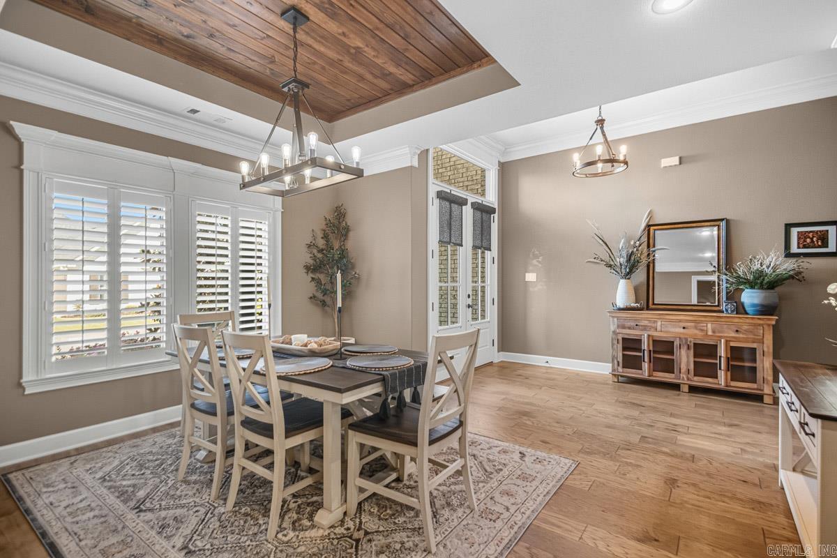 HURRICANE GARDENS - Residential