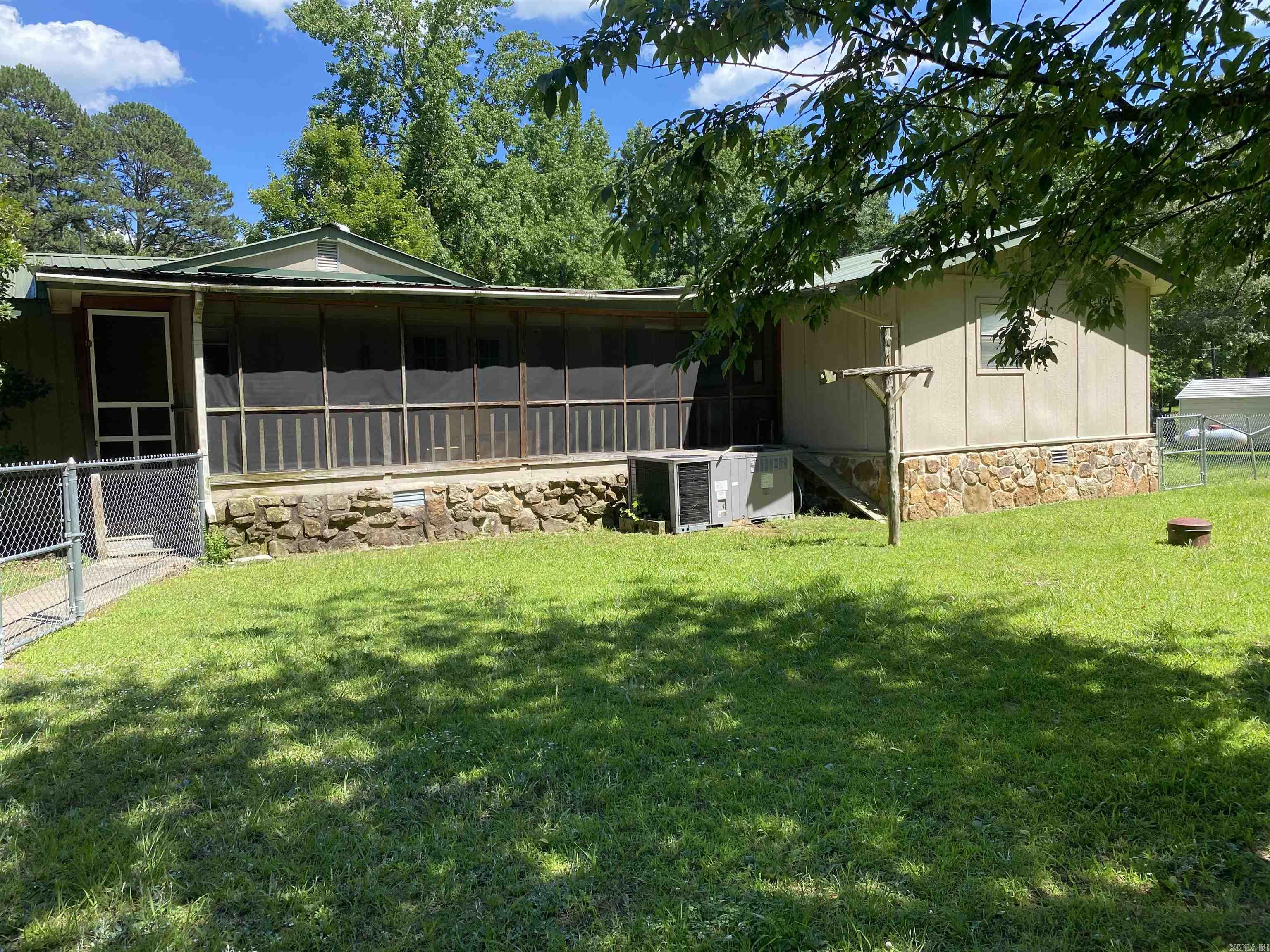 LOBLOLLY ACRES - Residential