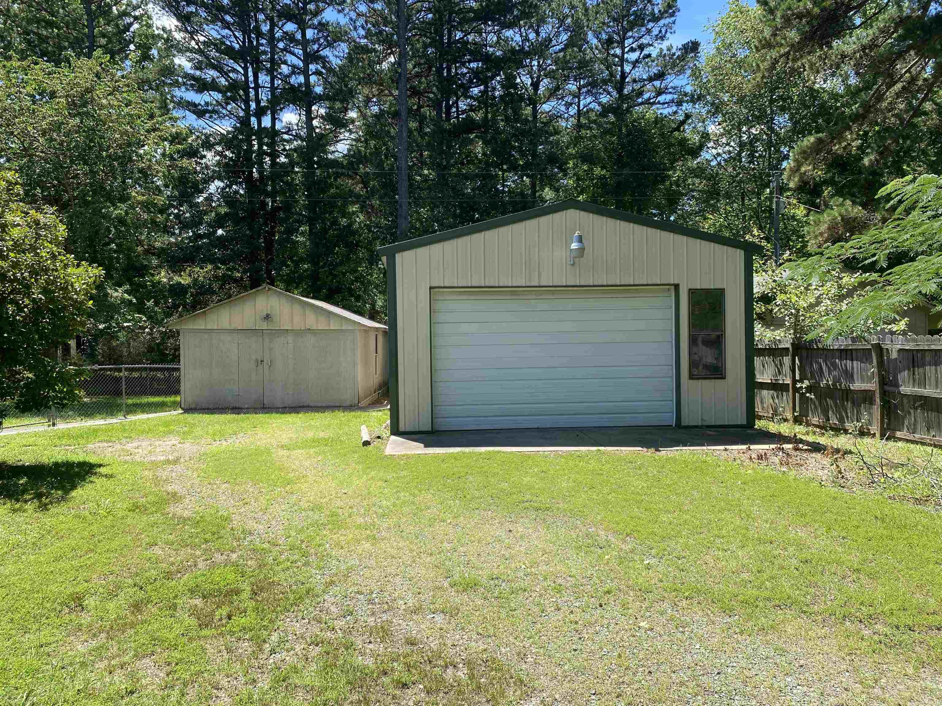 LOBLOLLY ACRES - Residential