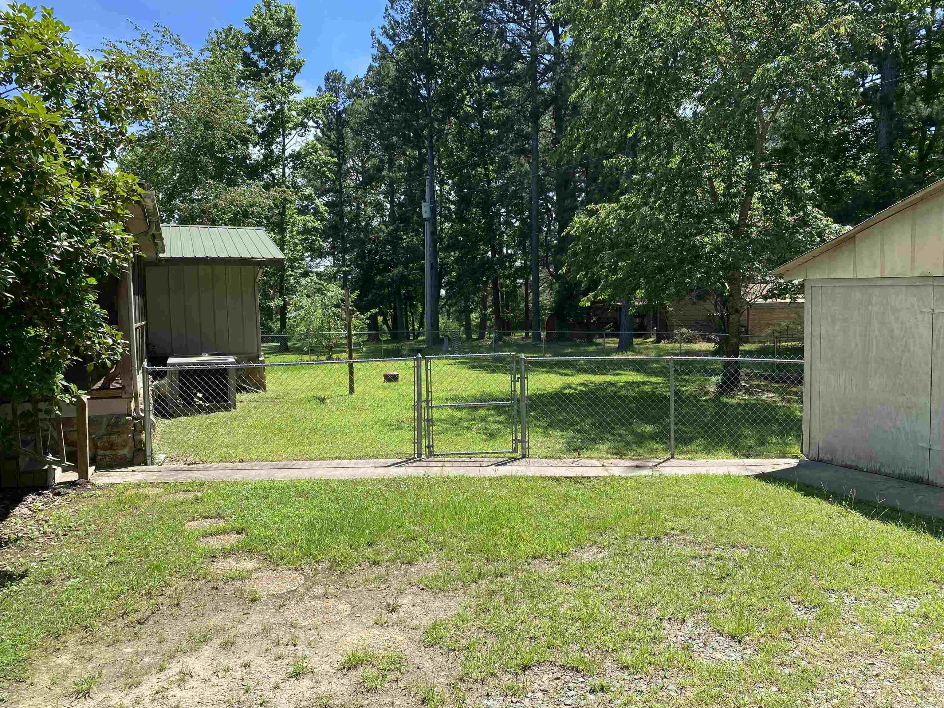 LOBLOLLY ACRES - Residential