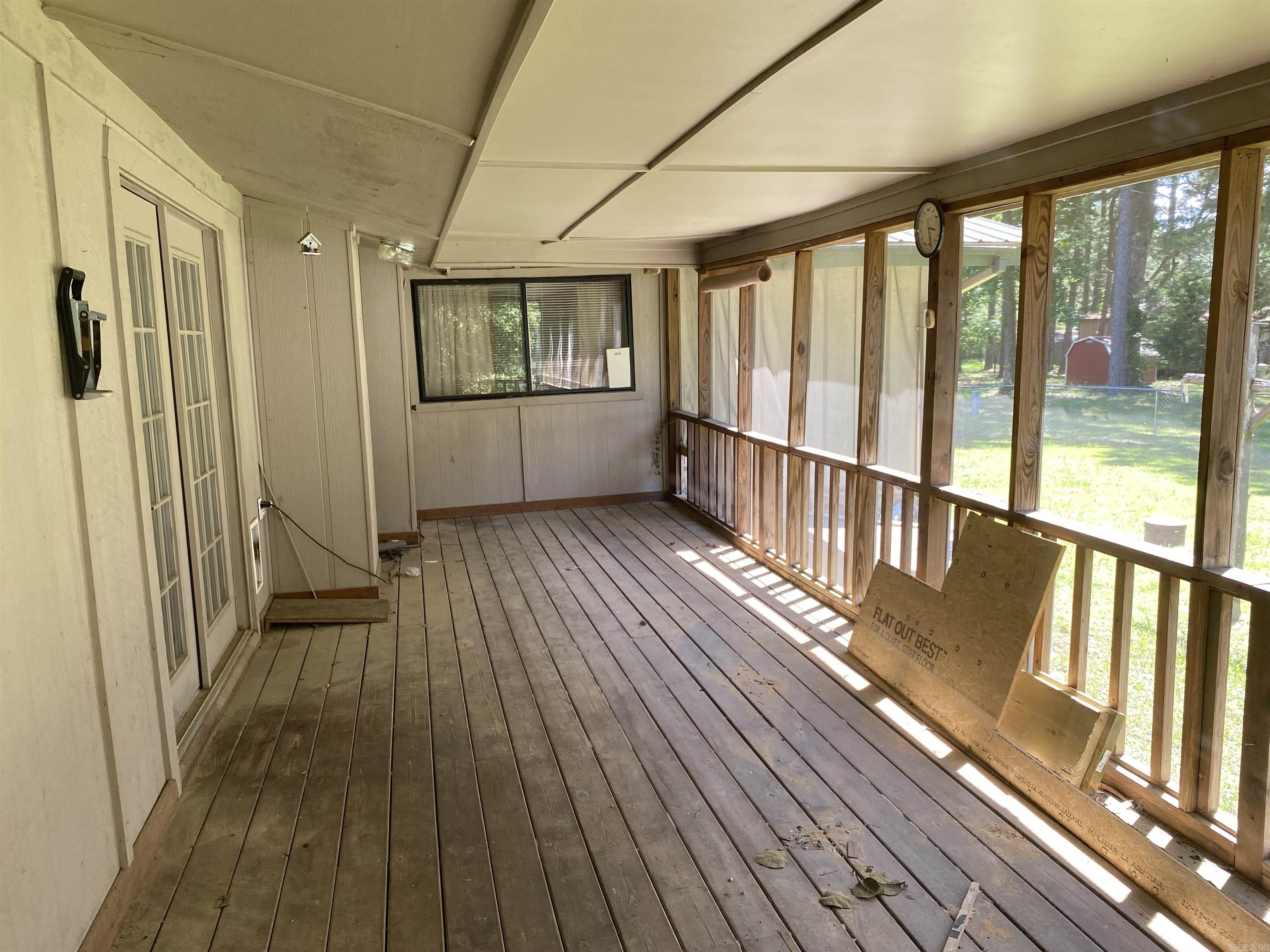 LOBLOLLY ACRES - Residential