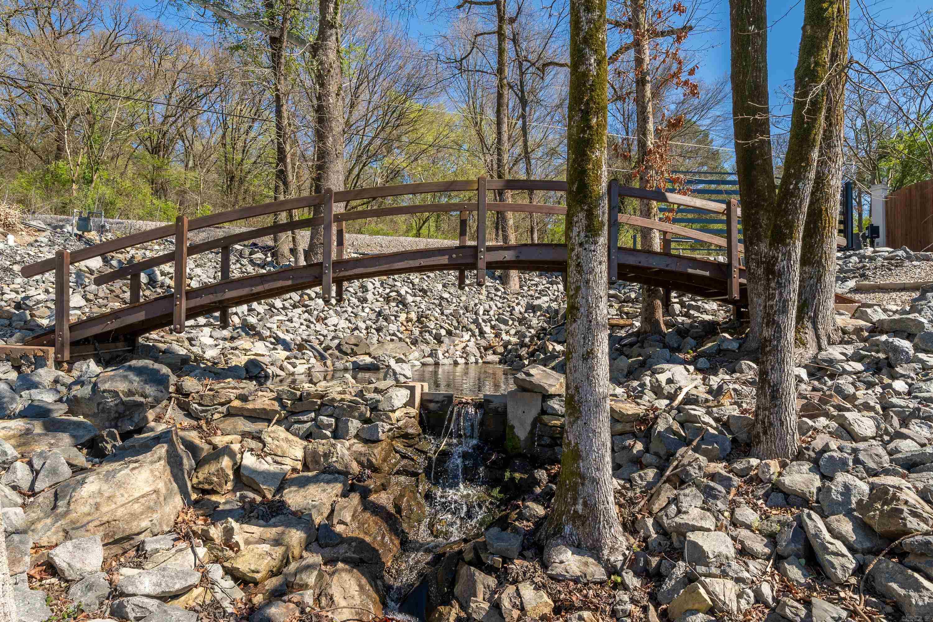 River Bluff - Land