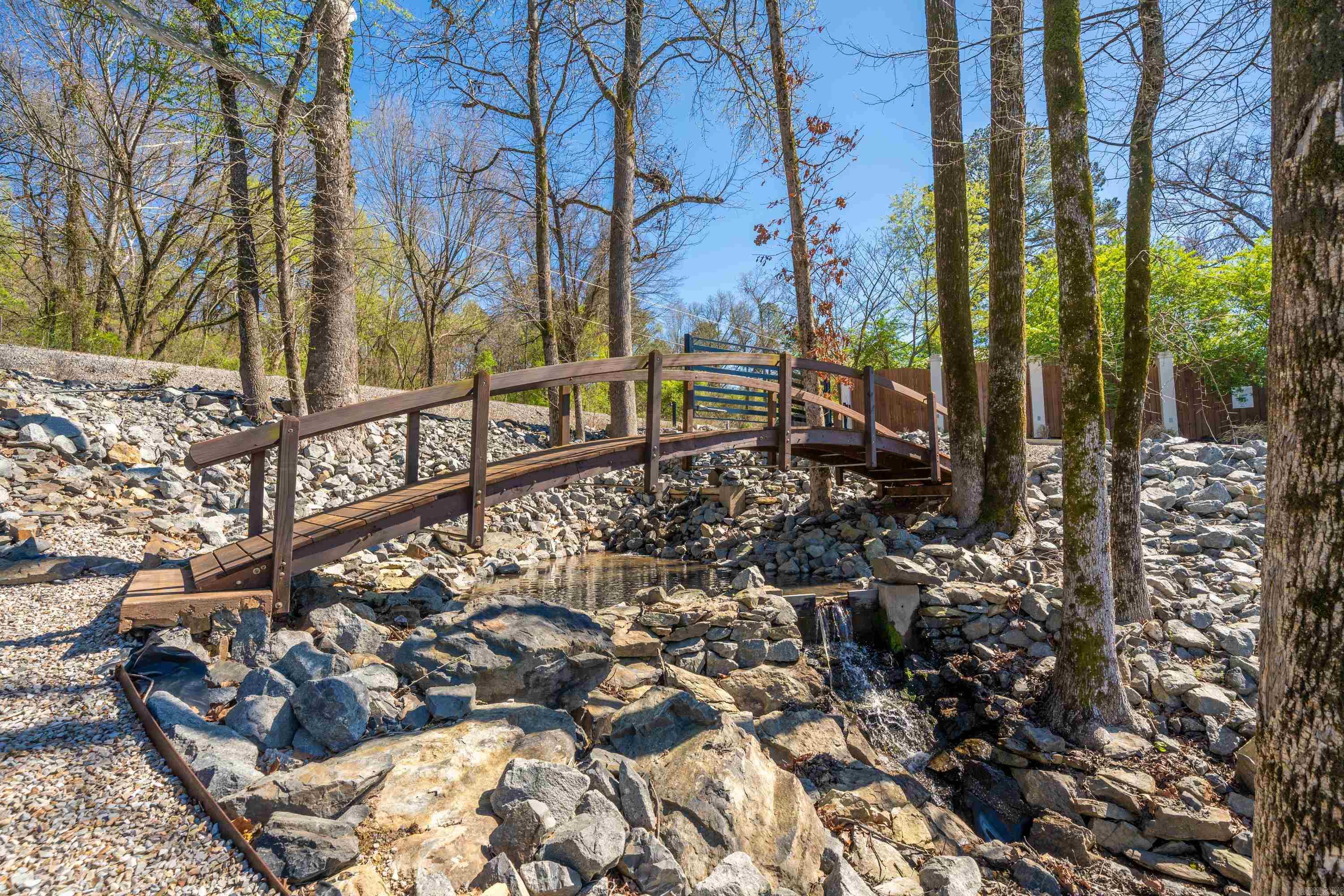 River Bluff - Land