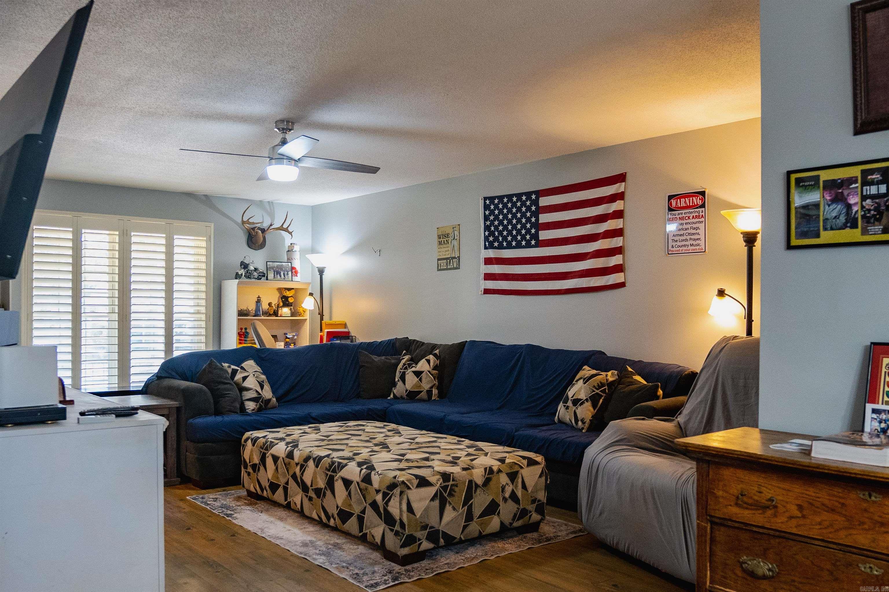 LAKEWOOD - Residential