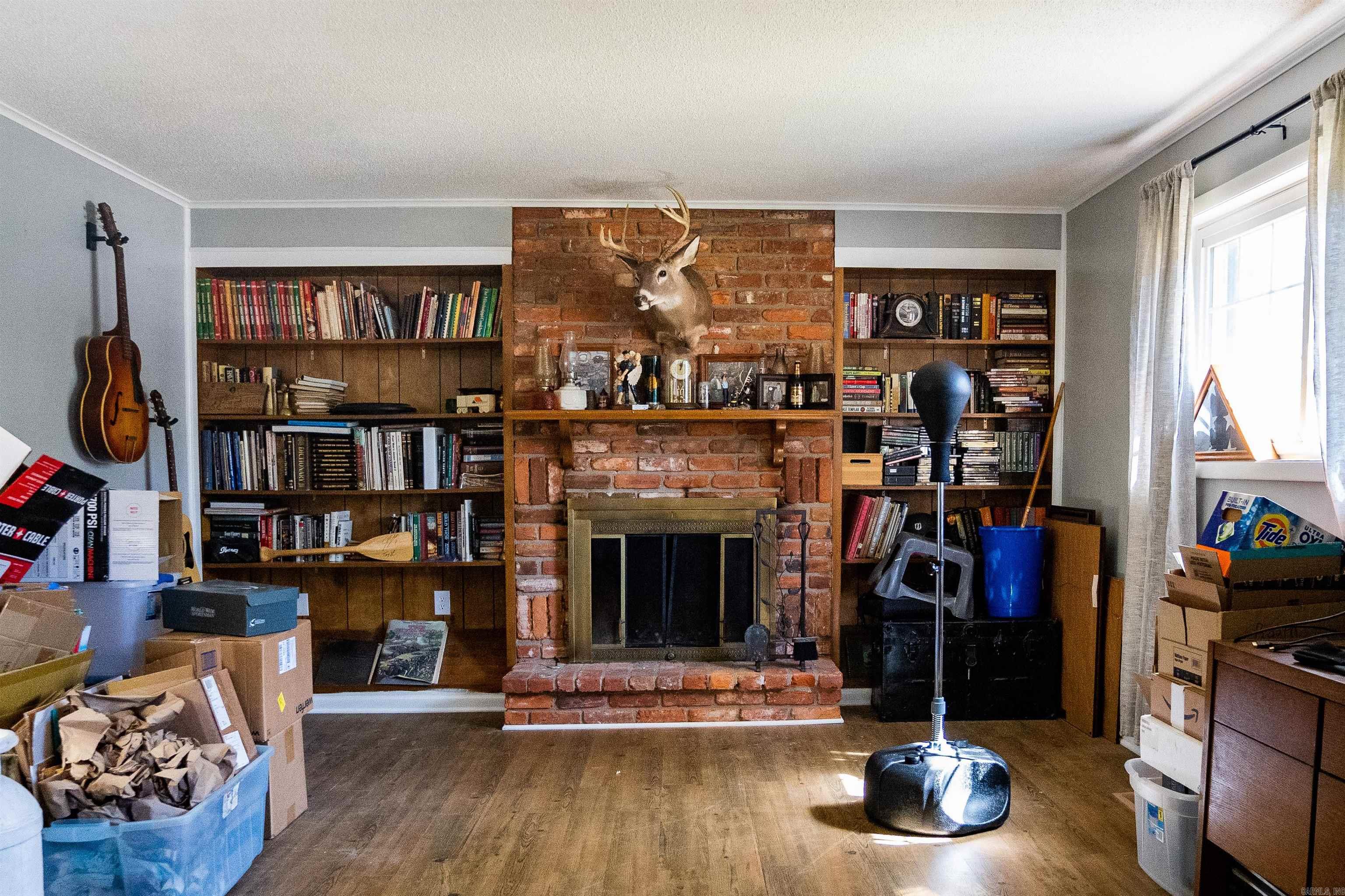 LAKEWOOD - Residential