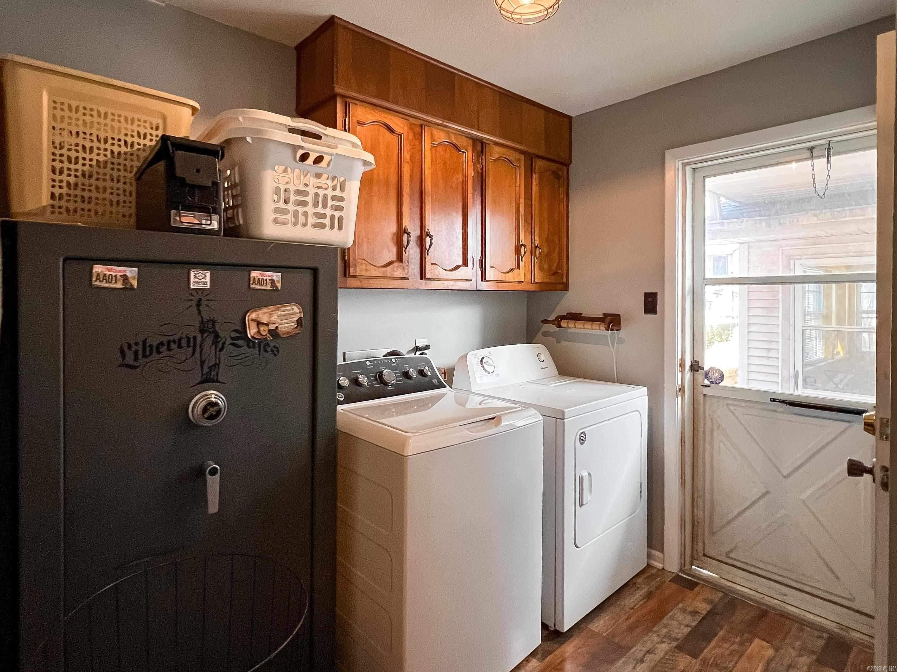 LAKEWOOD - Residential