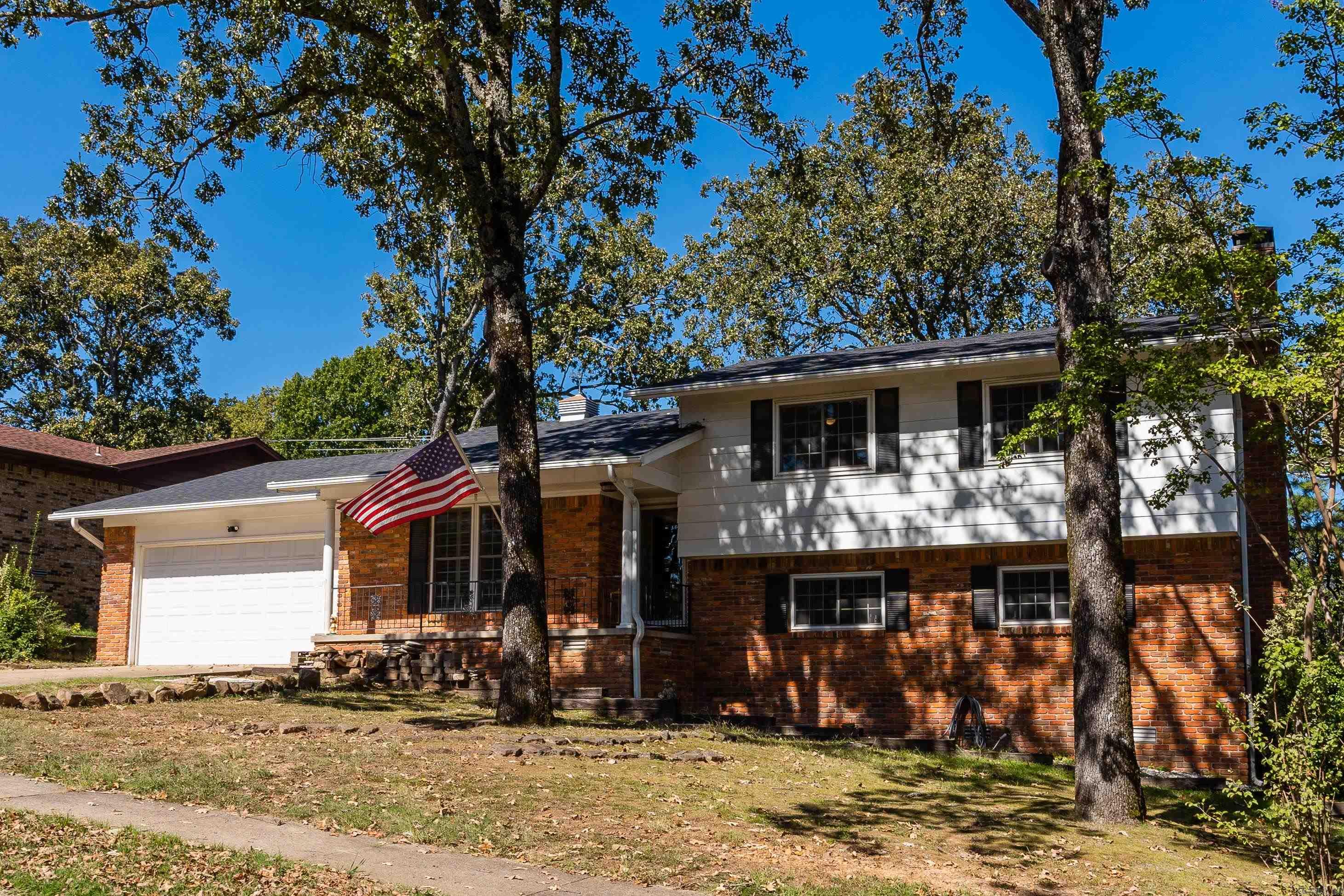 LAKEWOOD - Residential