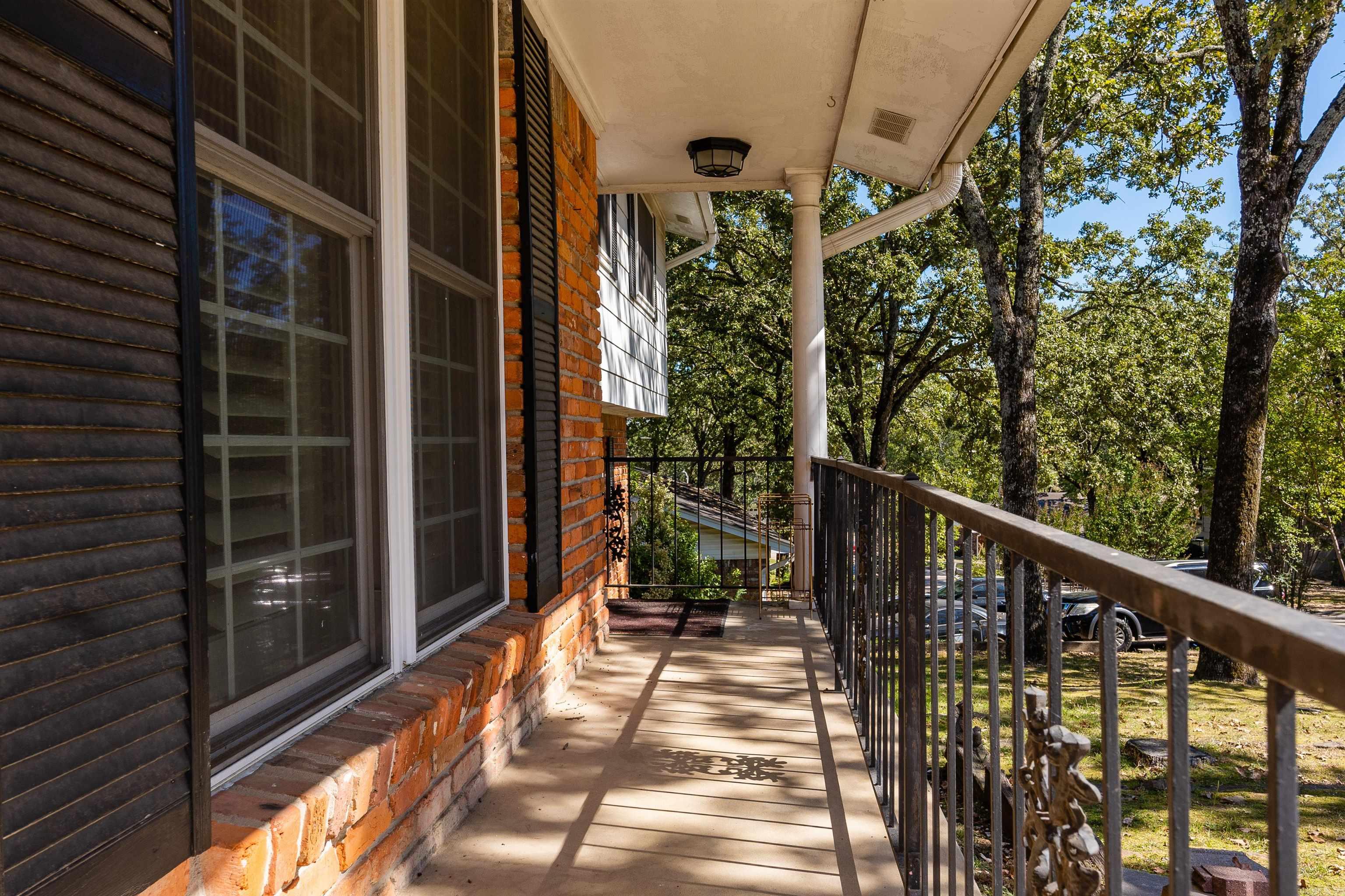 LAKEWOOD - Residential