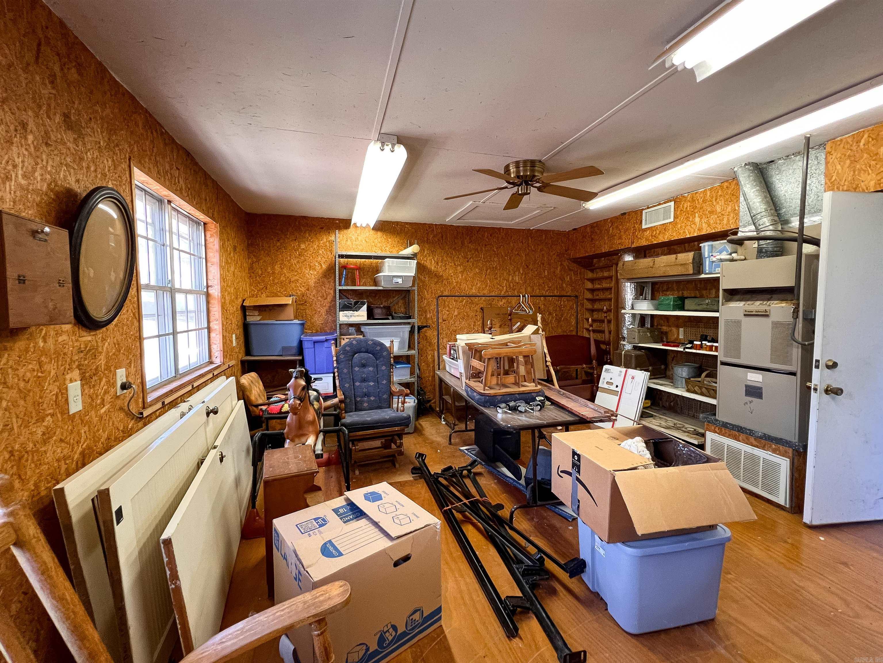 LAKEWOOD - Residential