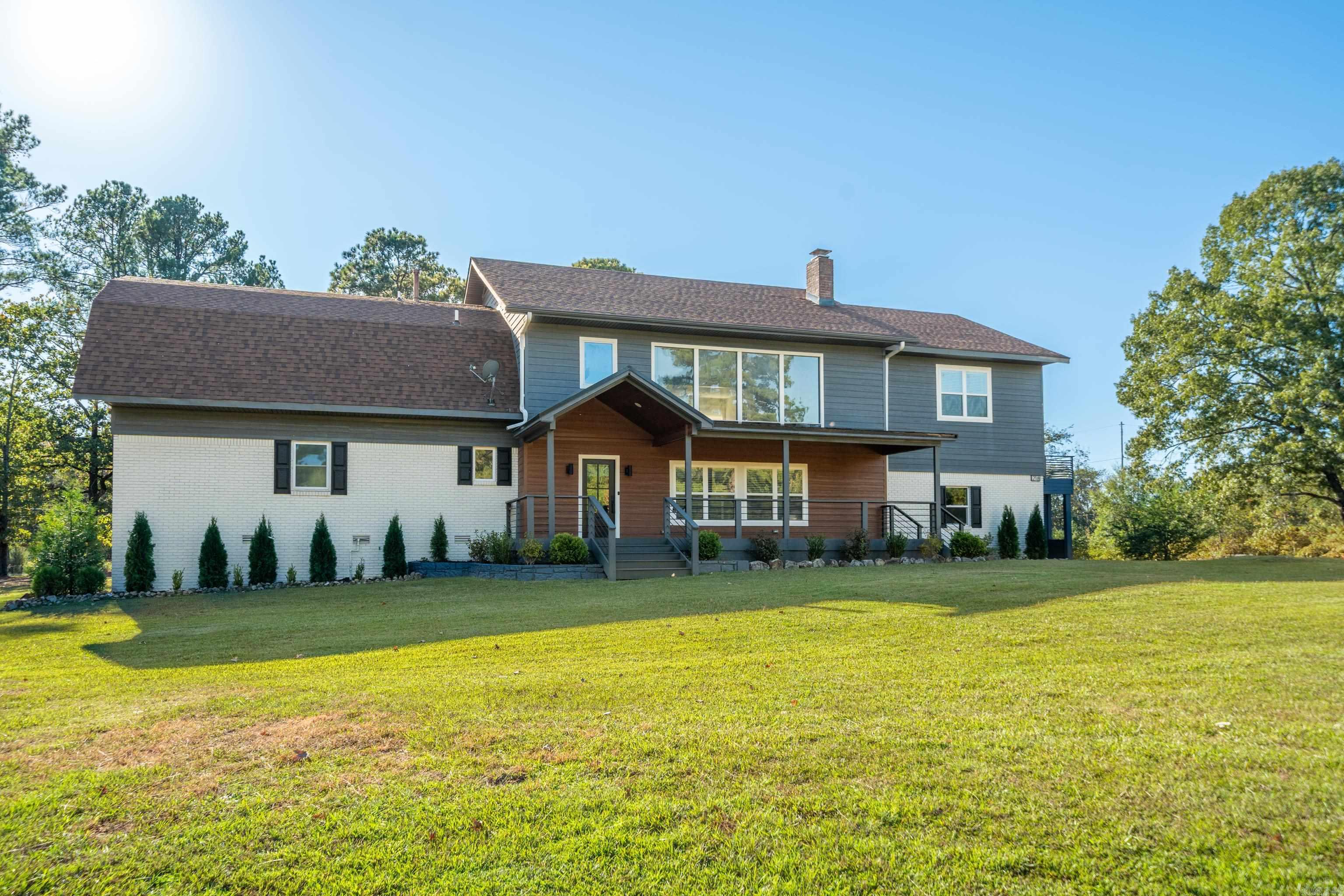 CHARMING HEIGHTS - Residential