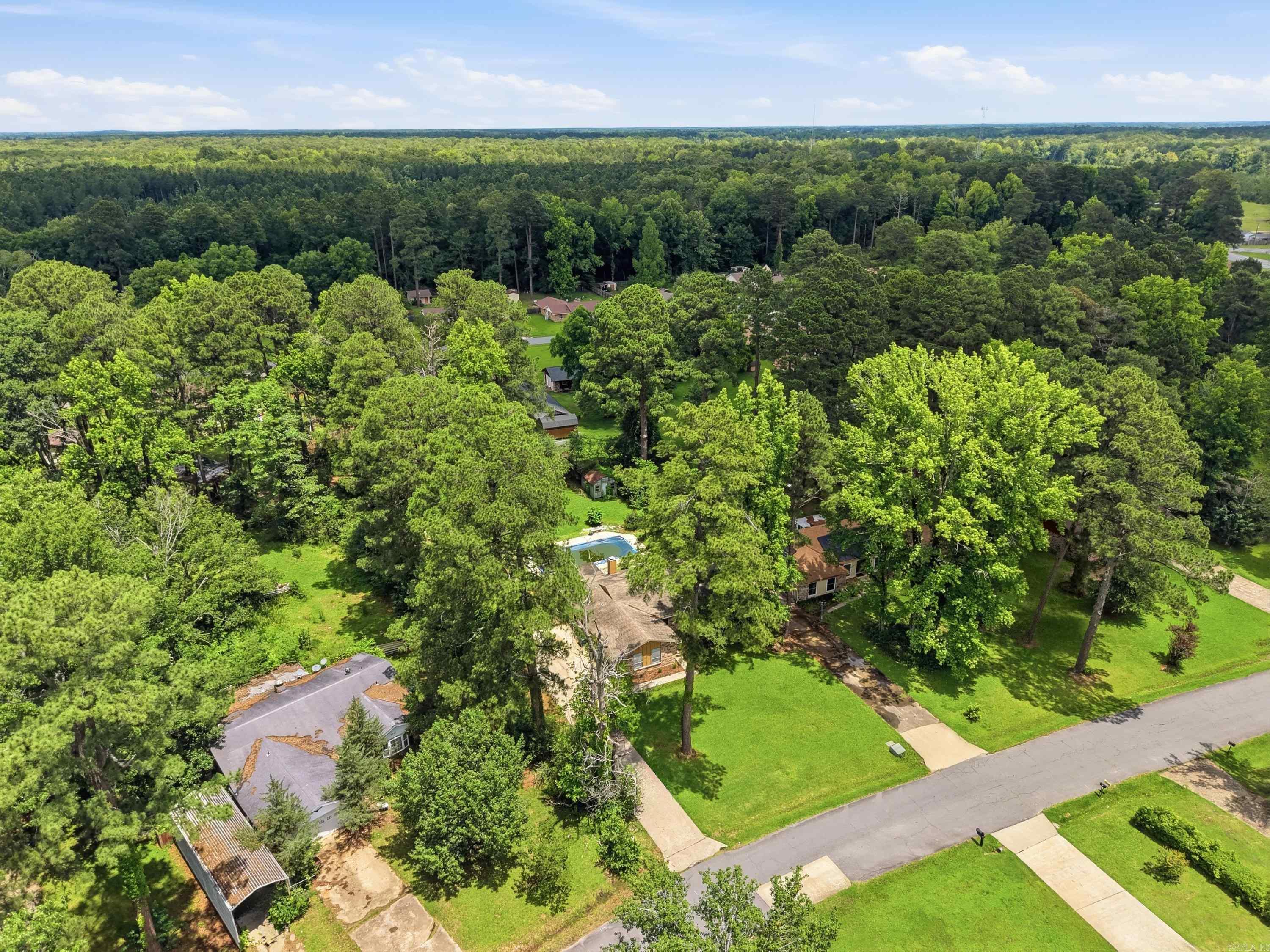 Pine Wood - Residential