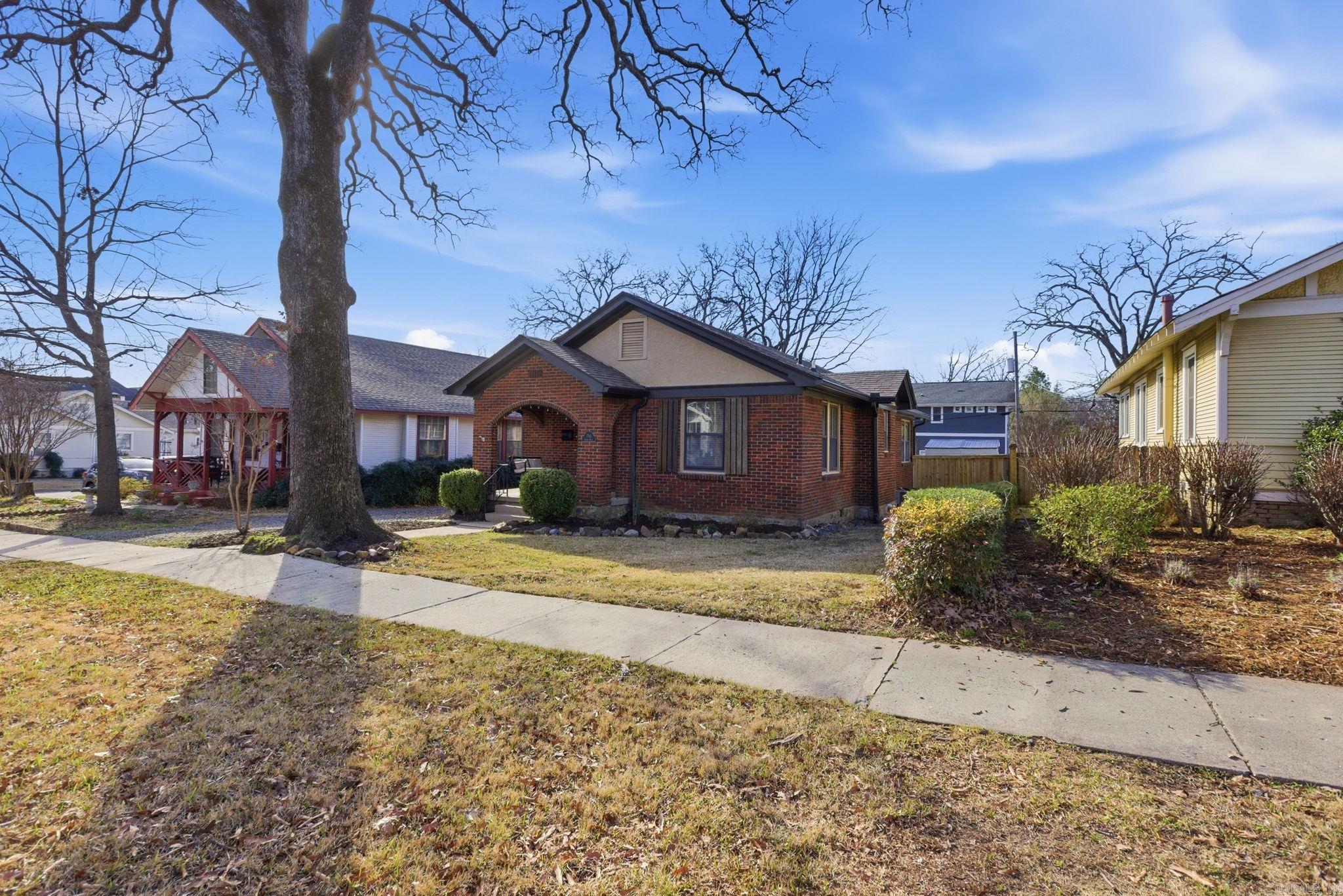 PULASKI HEIGHTS - Residential