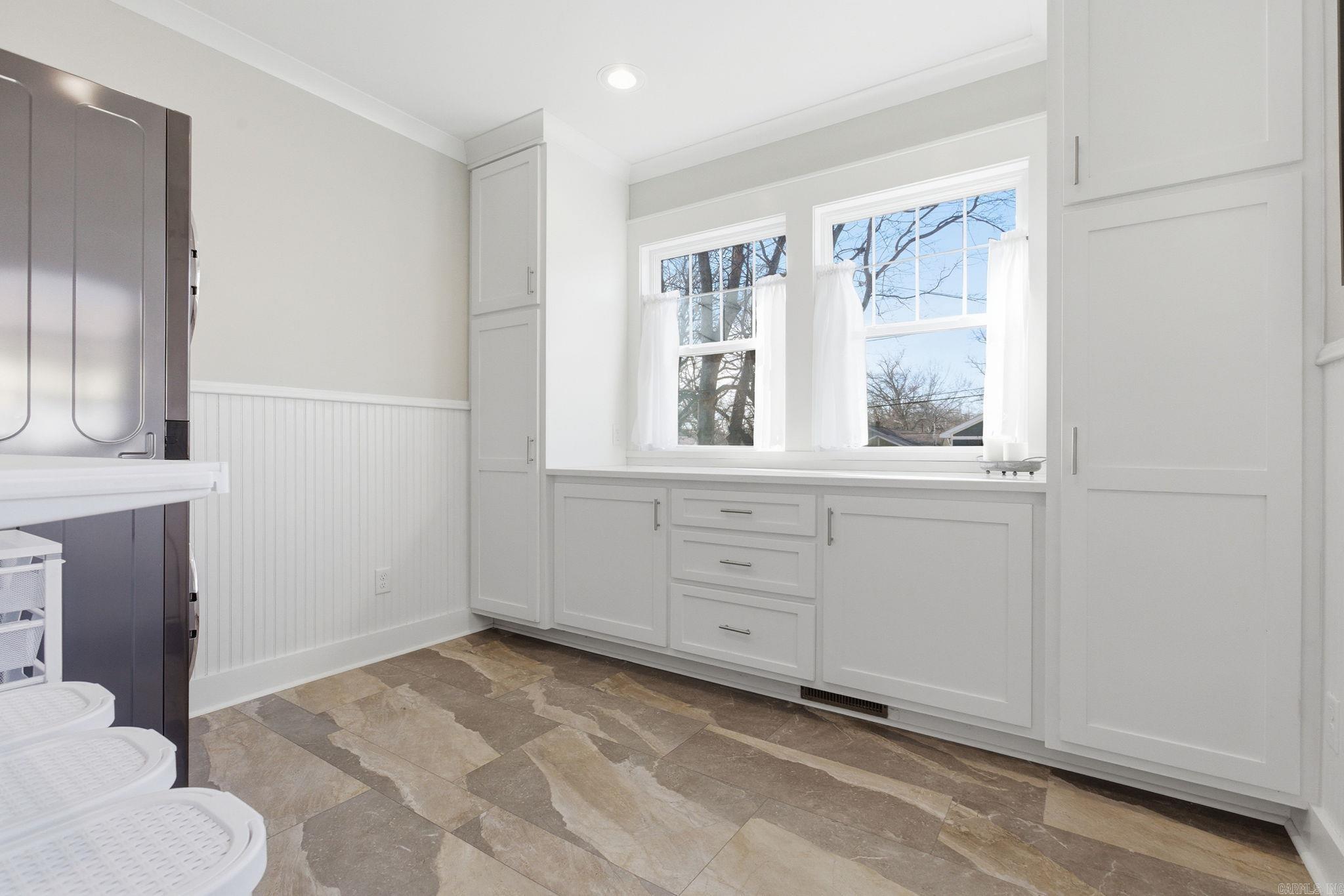 PULASKI HEIGHTS - Residential