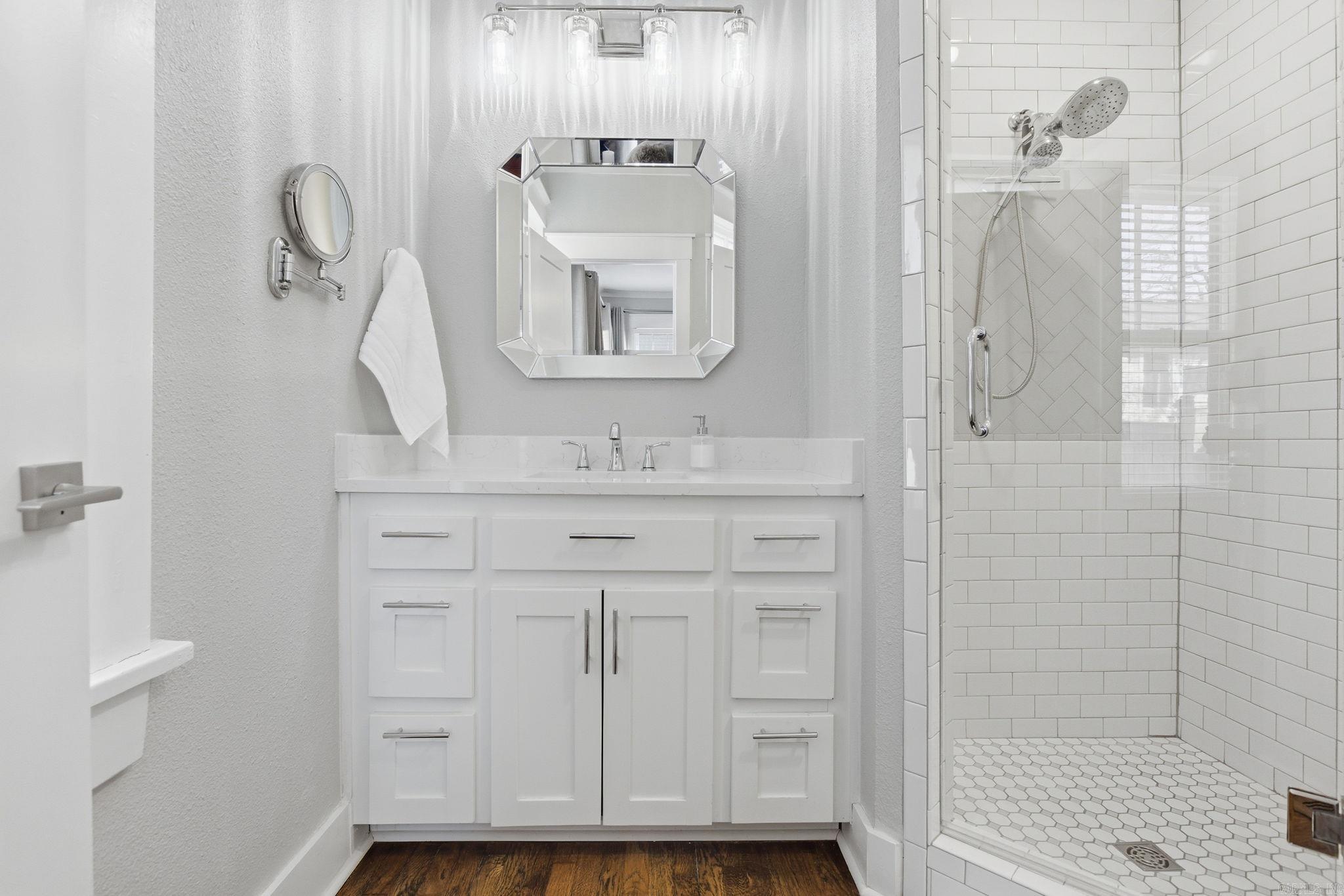 PULASKI HEIGHTS - Residential