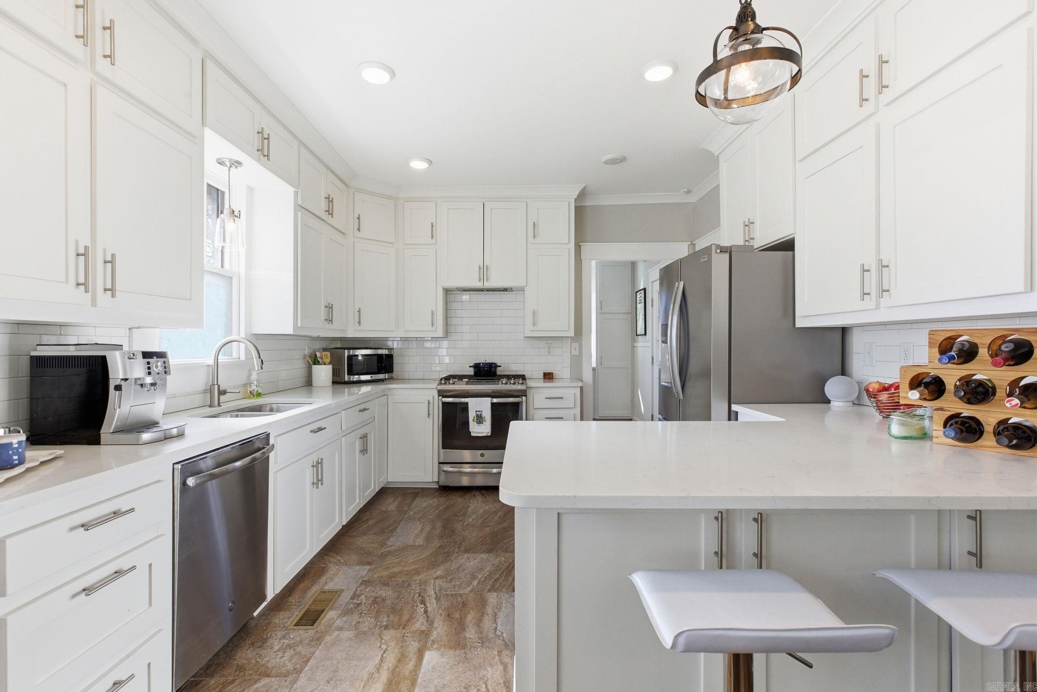 PULASKI HEIGHTS - Residential