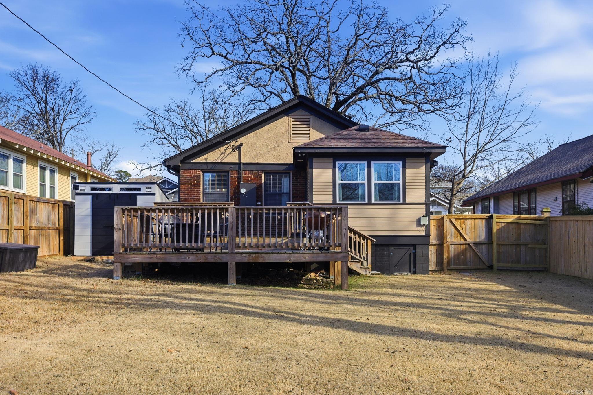 PULASKI HEIGHTS - Residential