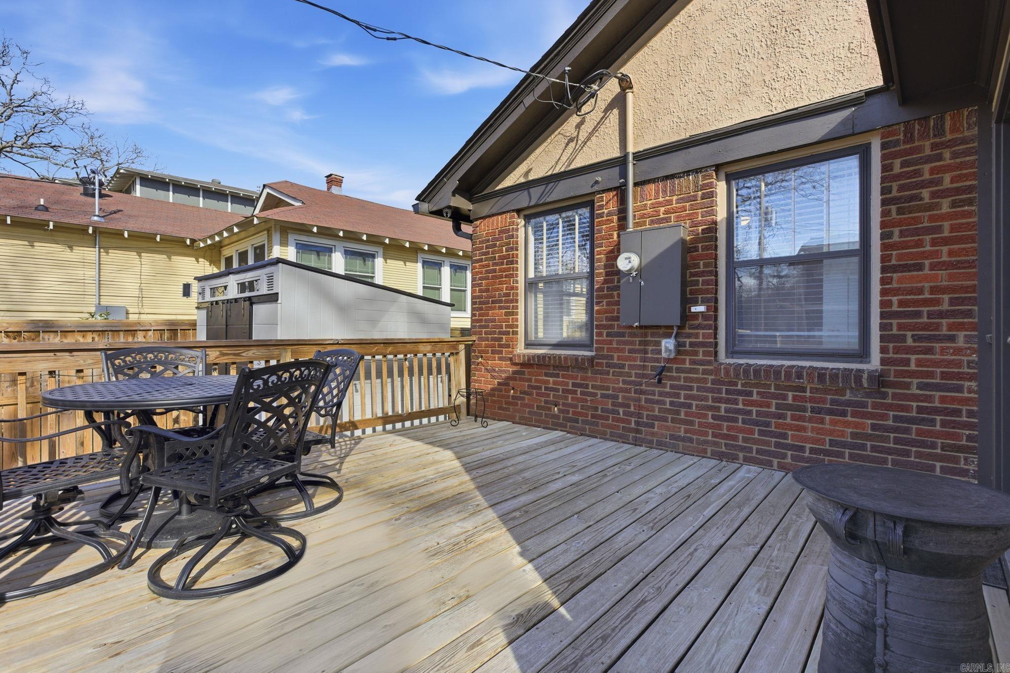 PULASKI HEIGHTS - Residential