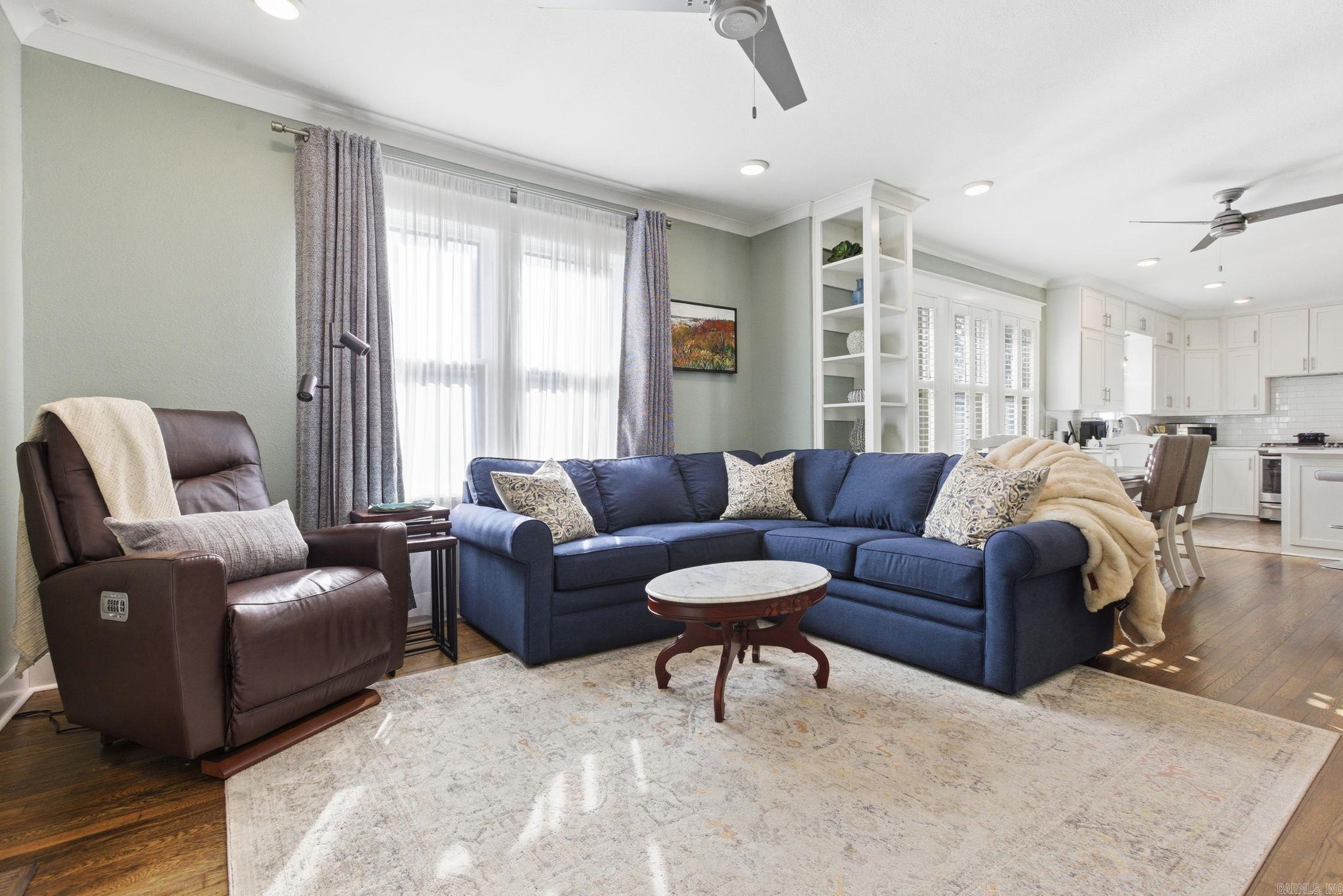 PULASKI HEIGHTS - Residential