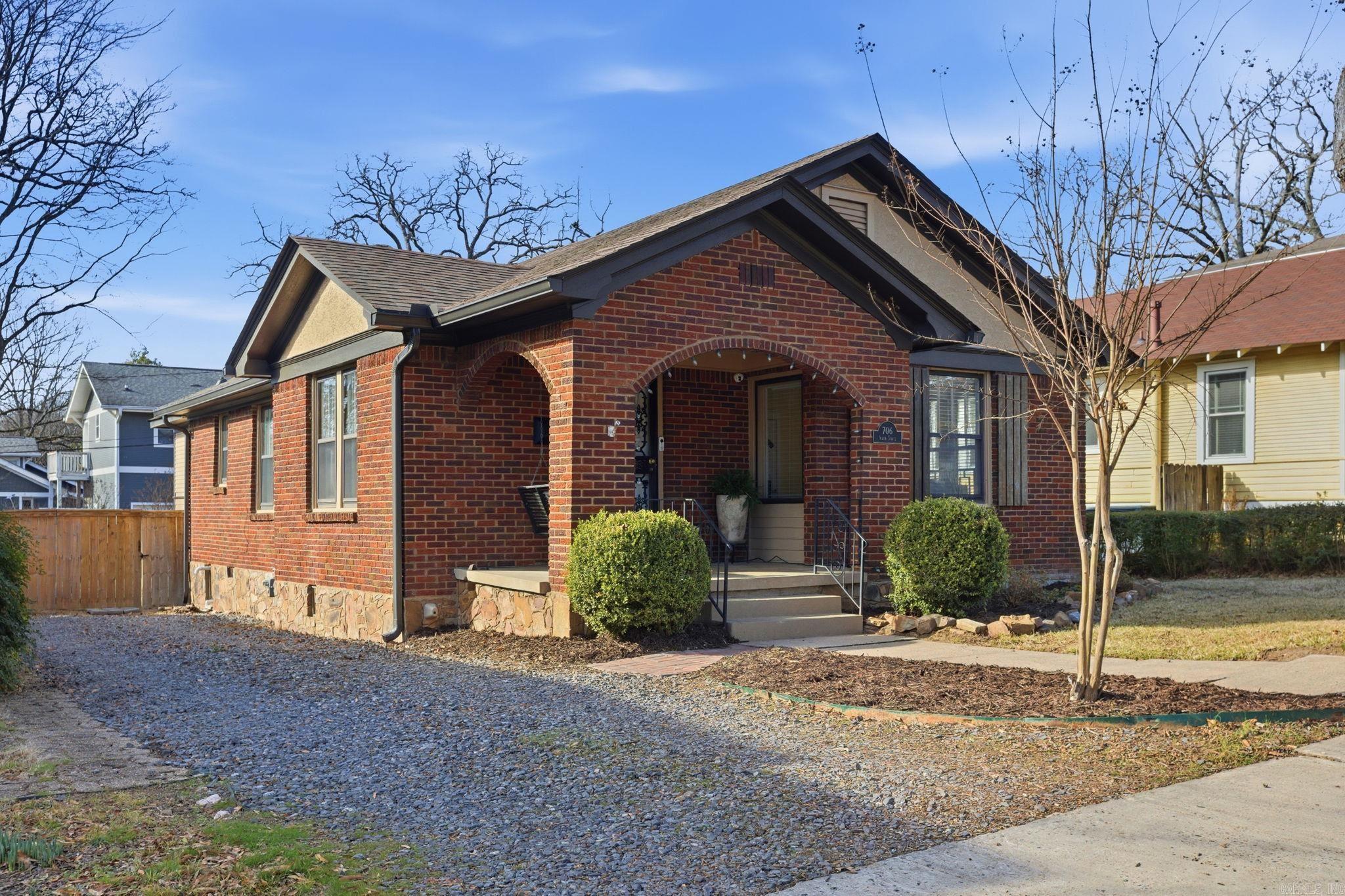 PULASKI HEIGHTS - Residential