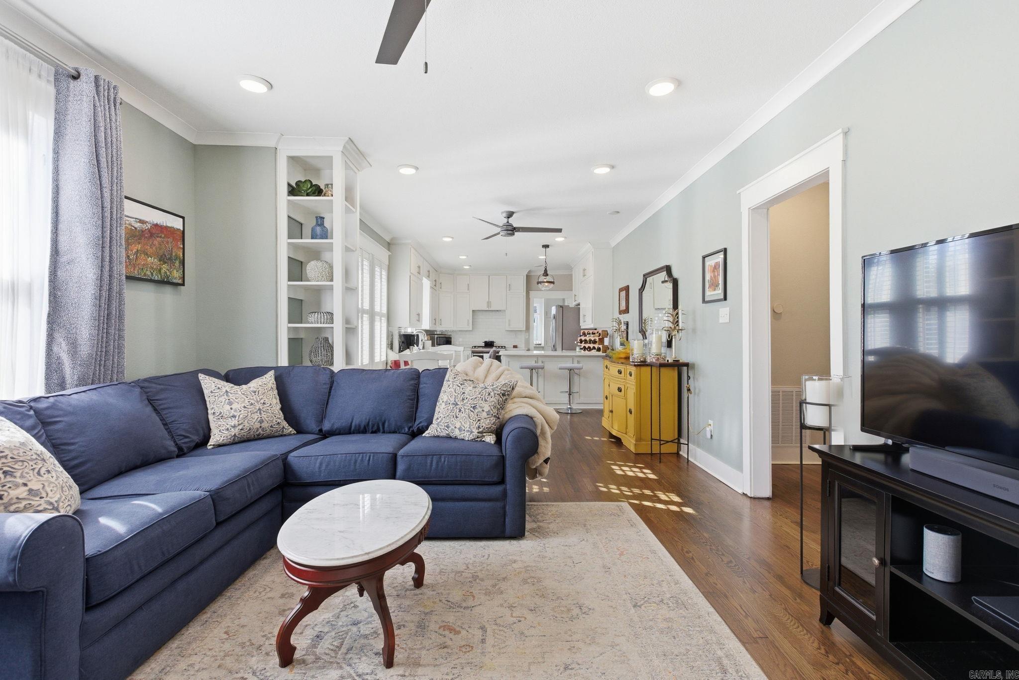 PULASKI HEIGHTS - Residential