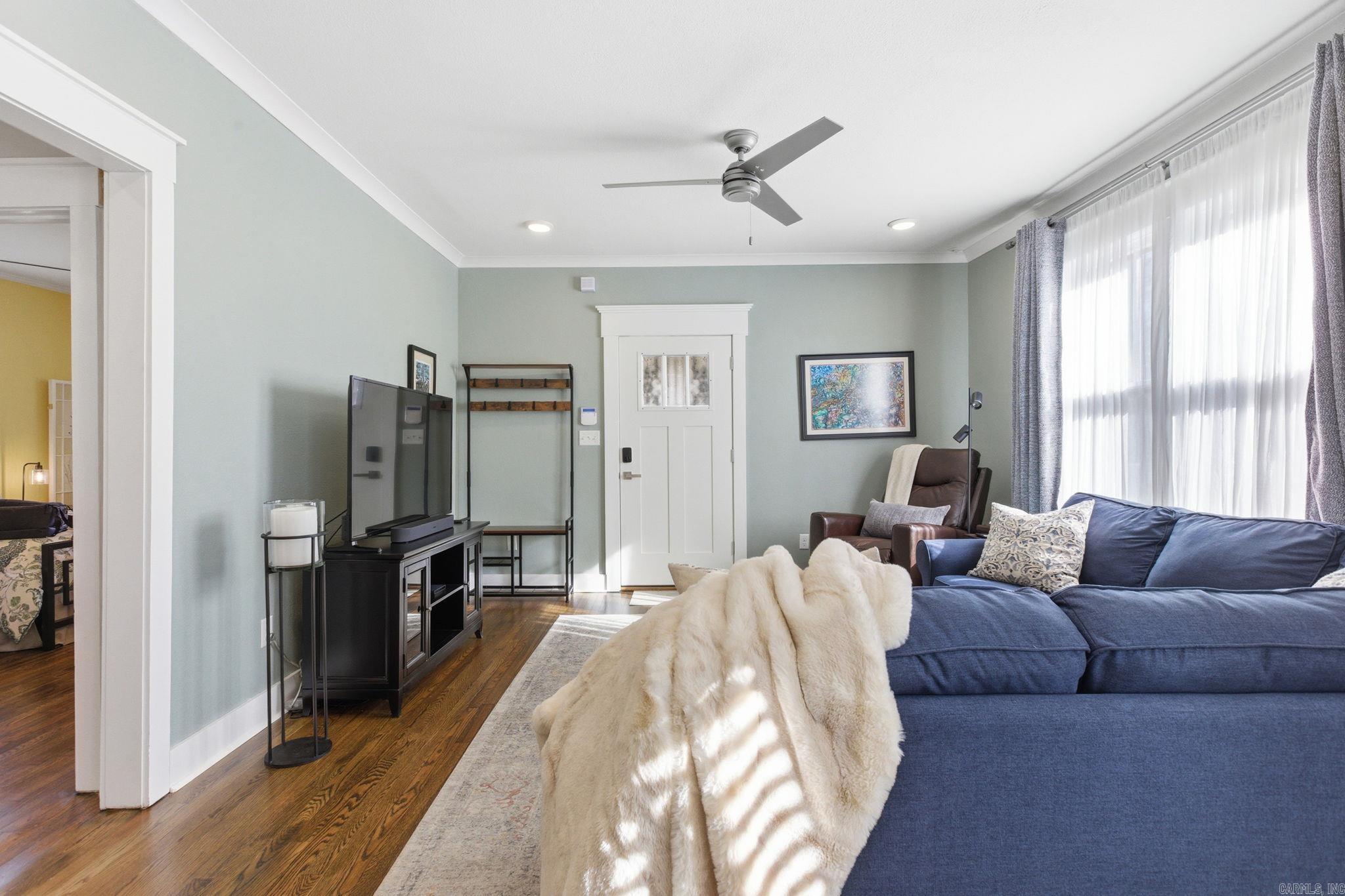 PULASKI HEIGHTS - Residential