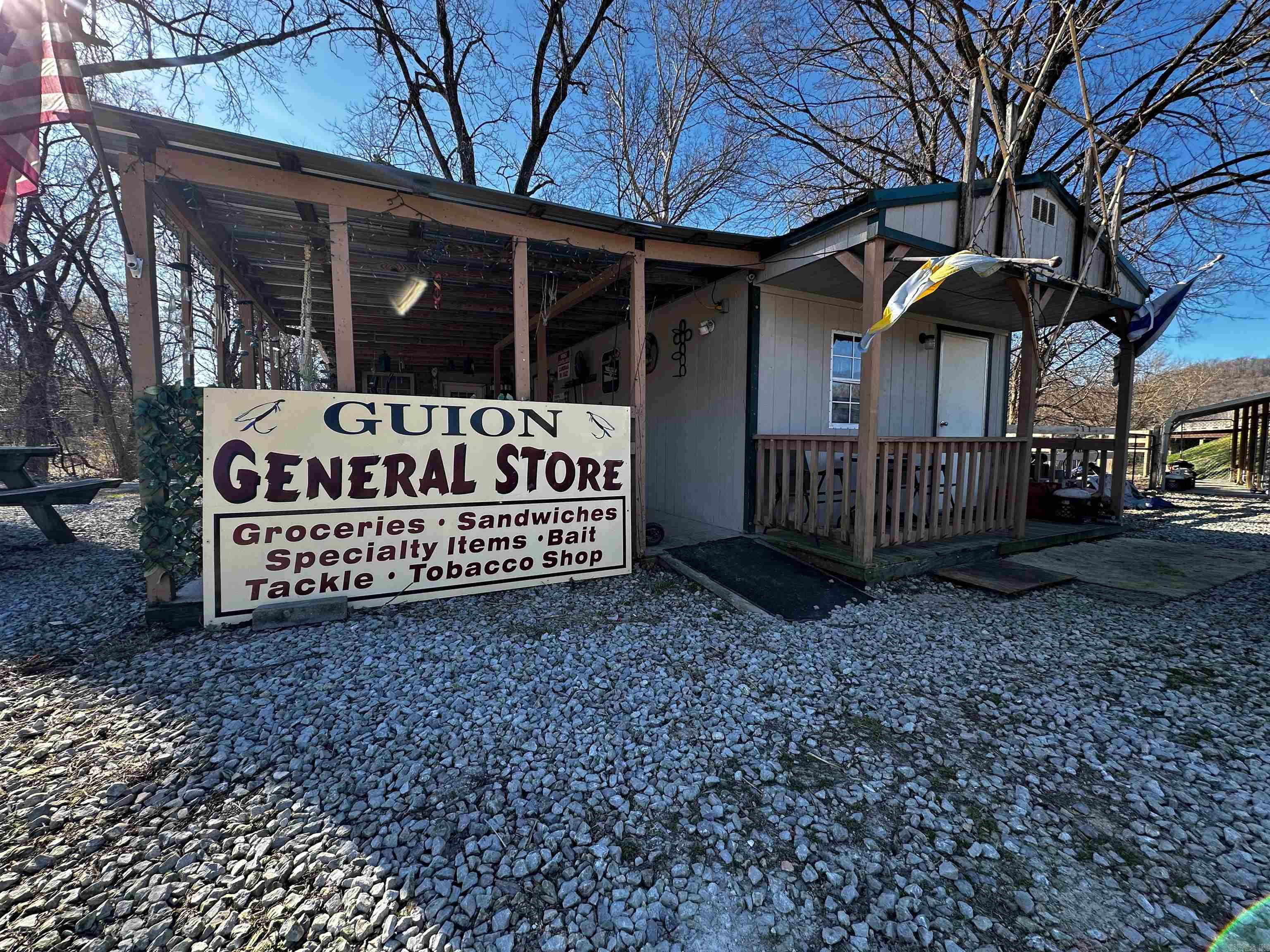 ORIGINAL TOWN - GUION - Commercial Sale