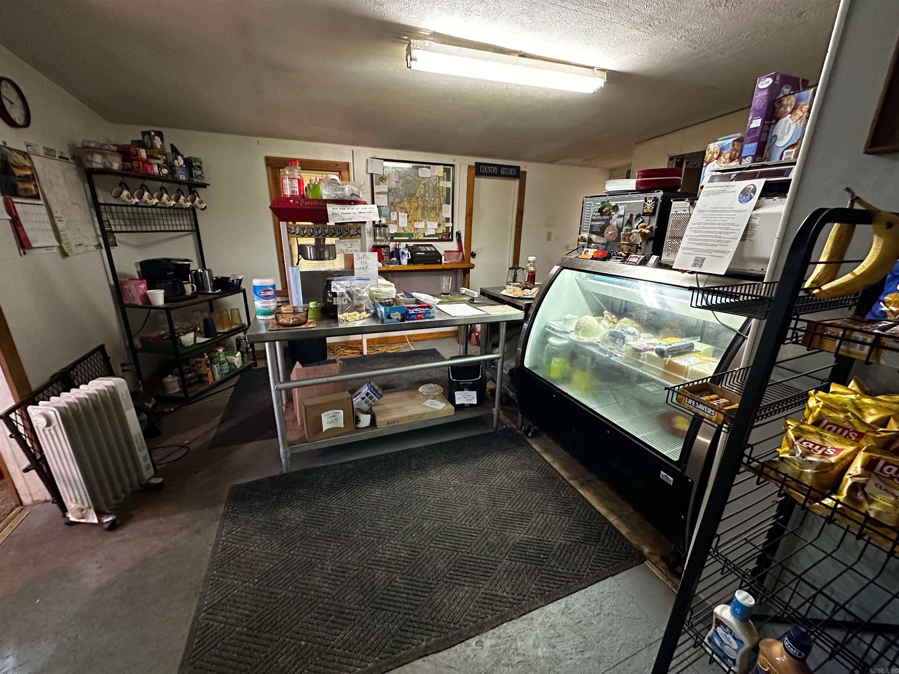 ORIGINAL TOWN - GUION - Commercial Sale