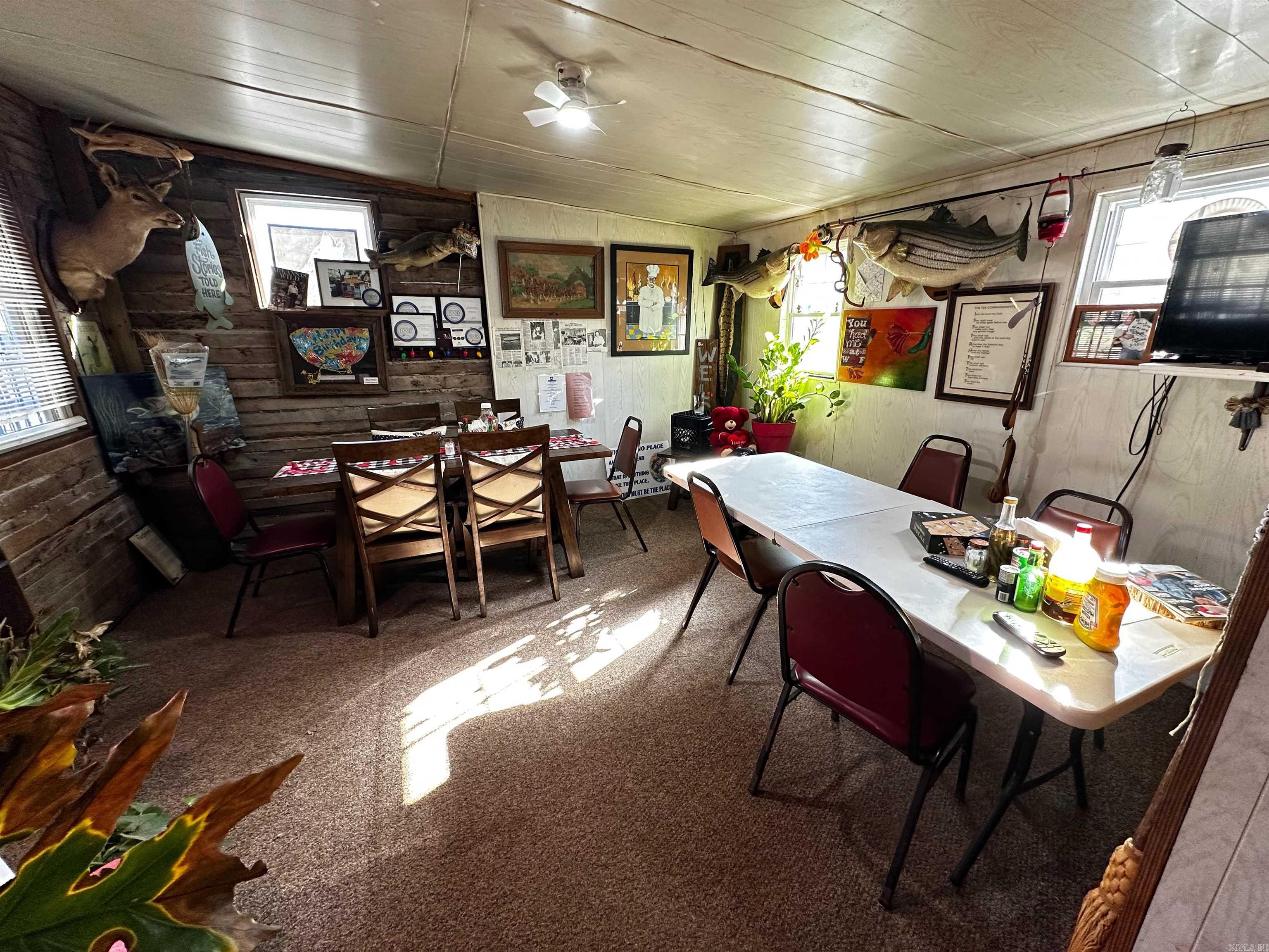 ORIGINAL TOWN - GUION - Commercial Sale