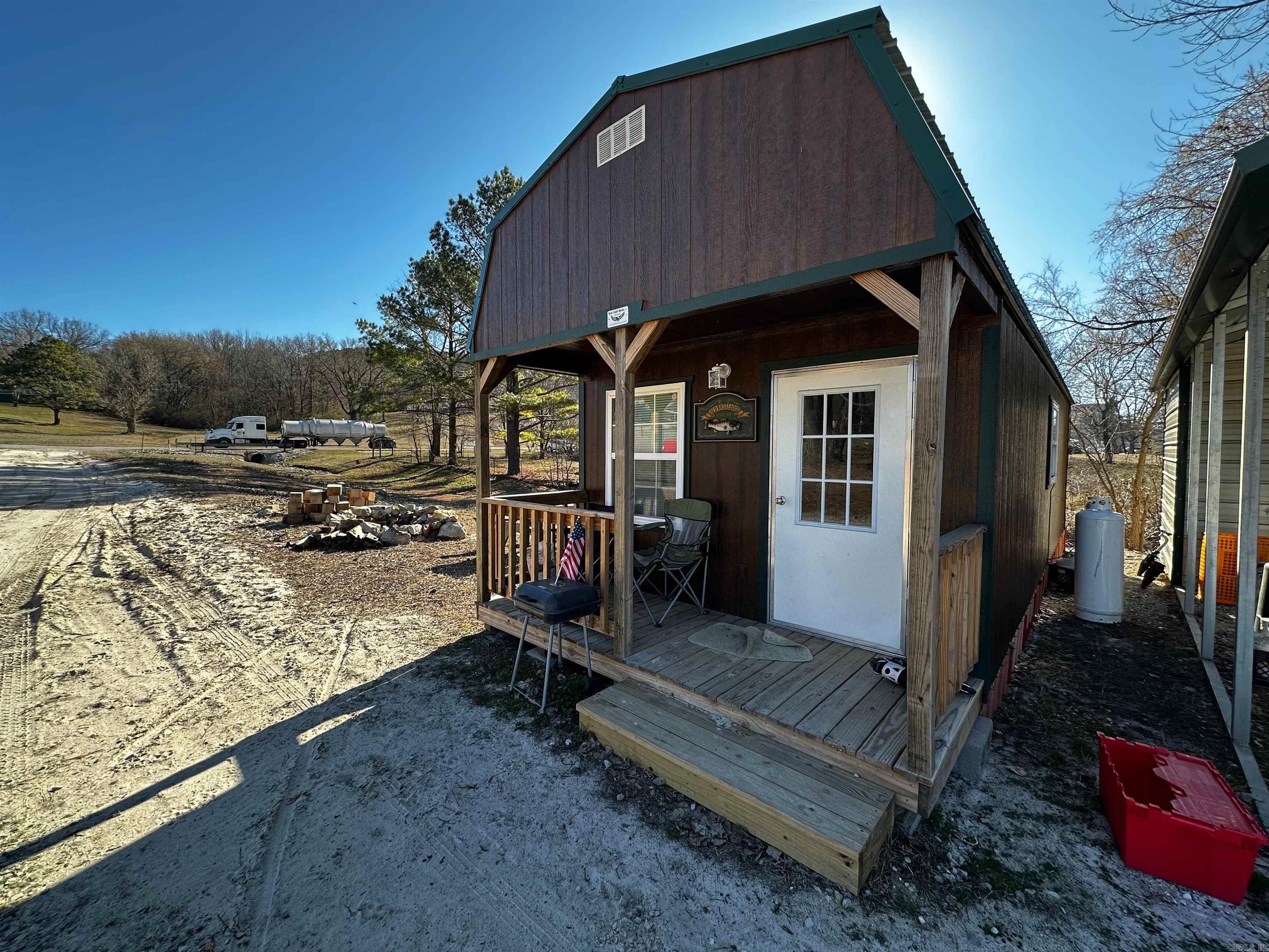 ORIGINAL TOWN - GUION - Commercial Sale