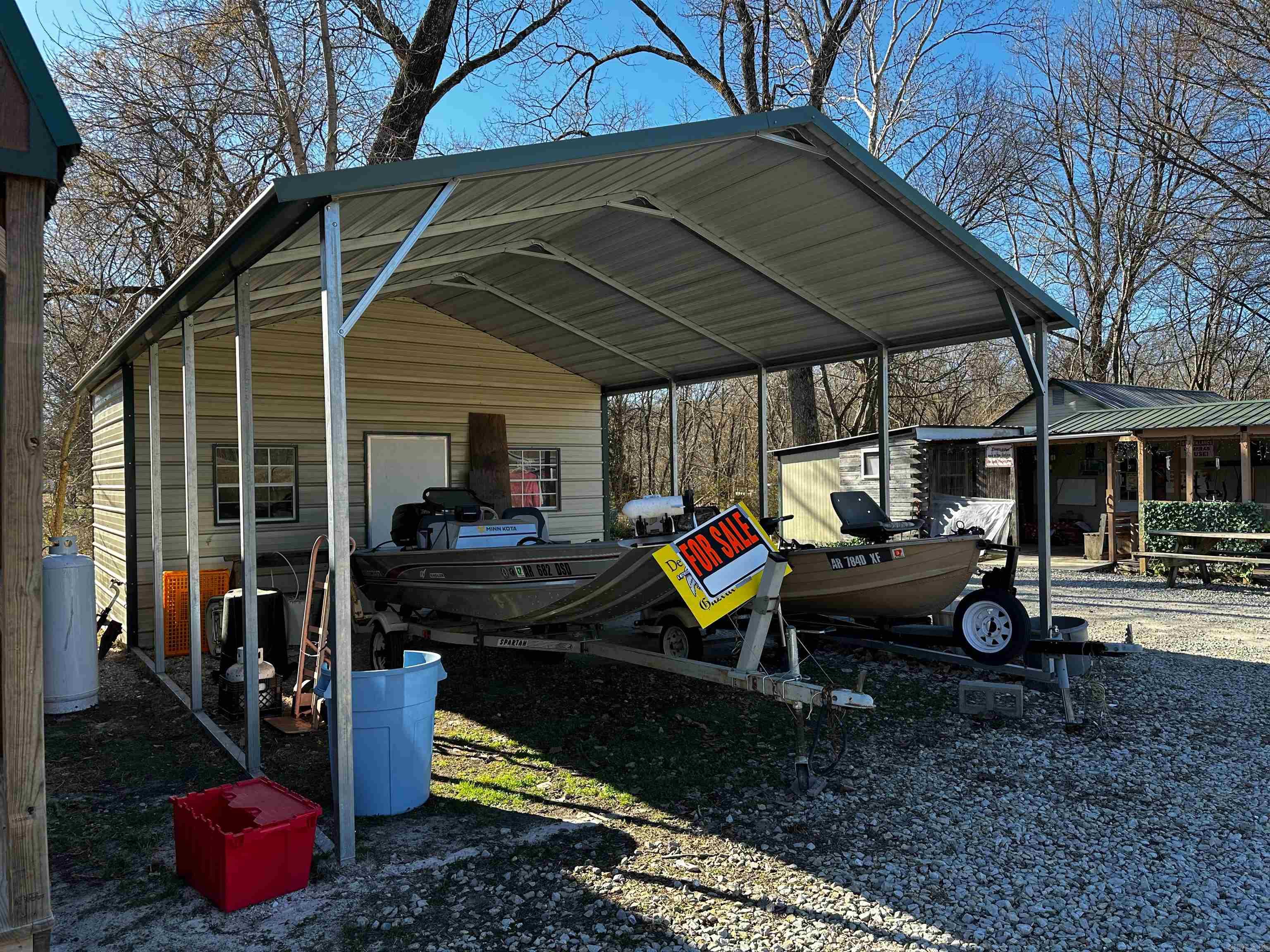 ORIGINAL TOWN - GUION - Commercial Sale