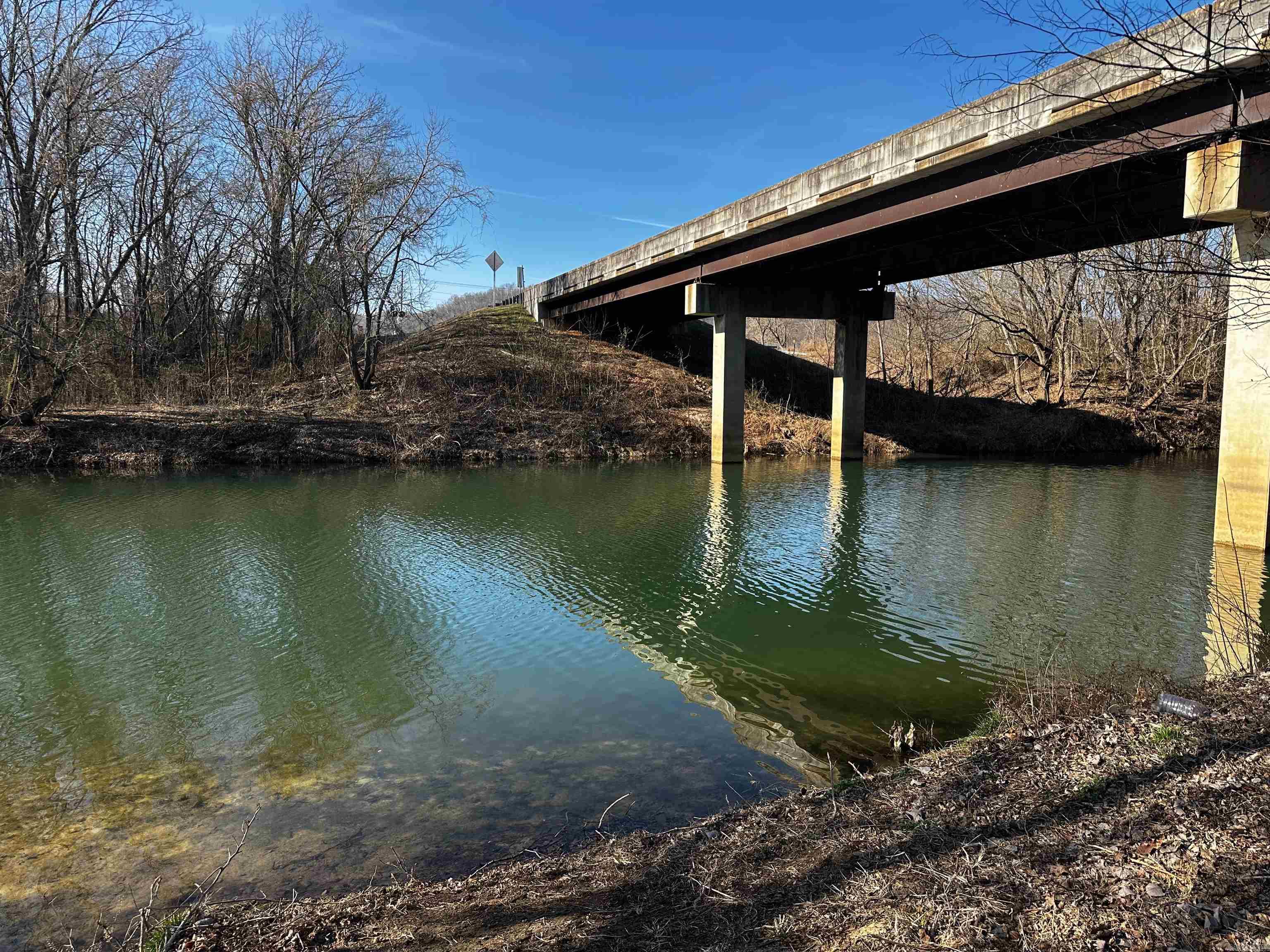 ORIGINAL TOWN - GUION - Commercial Sale