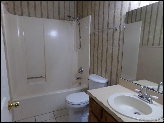 Rolling Oaks - Residential Lease