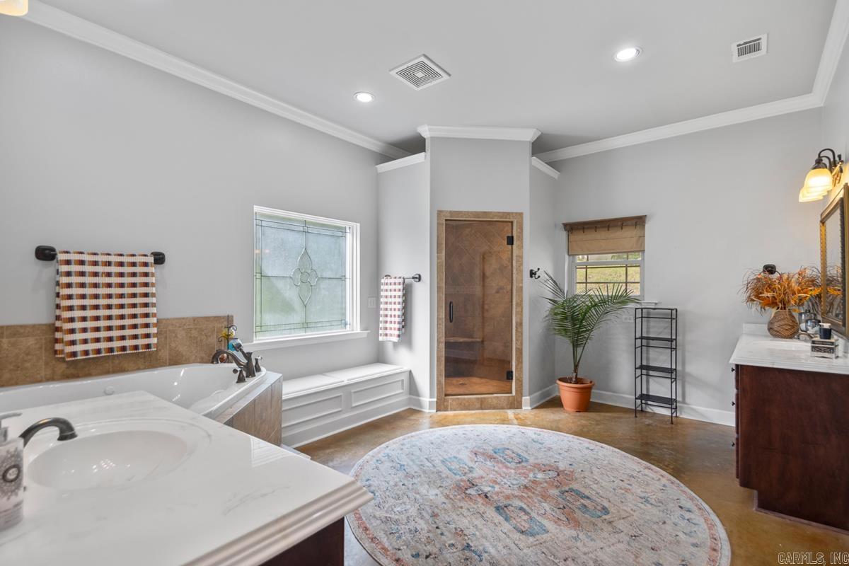 BROOKHAVEN ESTATES - Residential