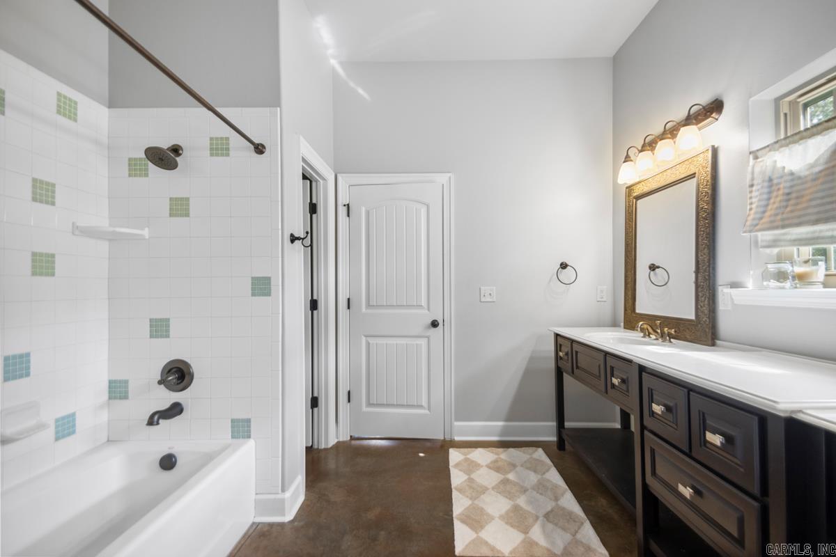 BROOKHAVEN ESTATES - Residential