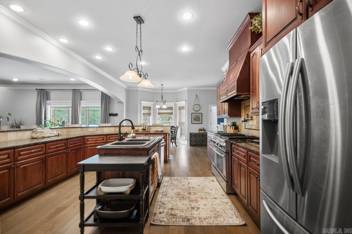 BROOKHAVEN ESTATES - Residential