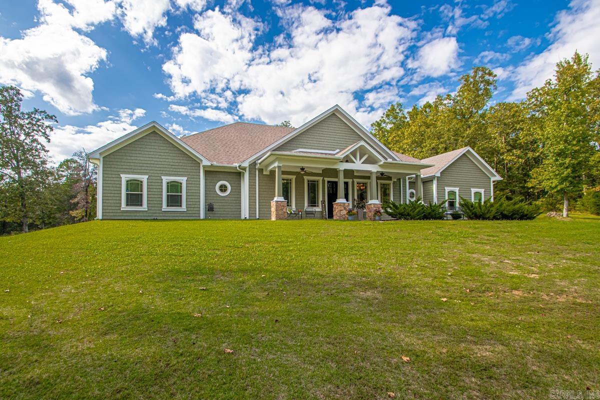 BROOKHAVEN ESTATES - Residential