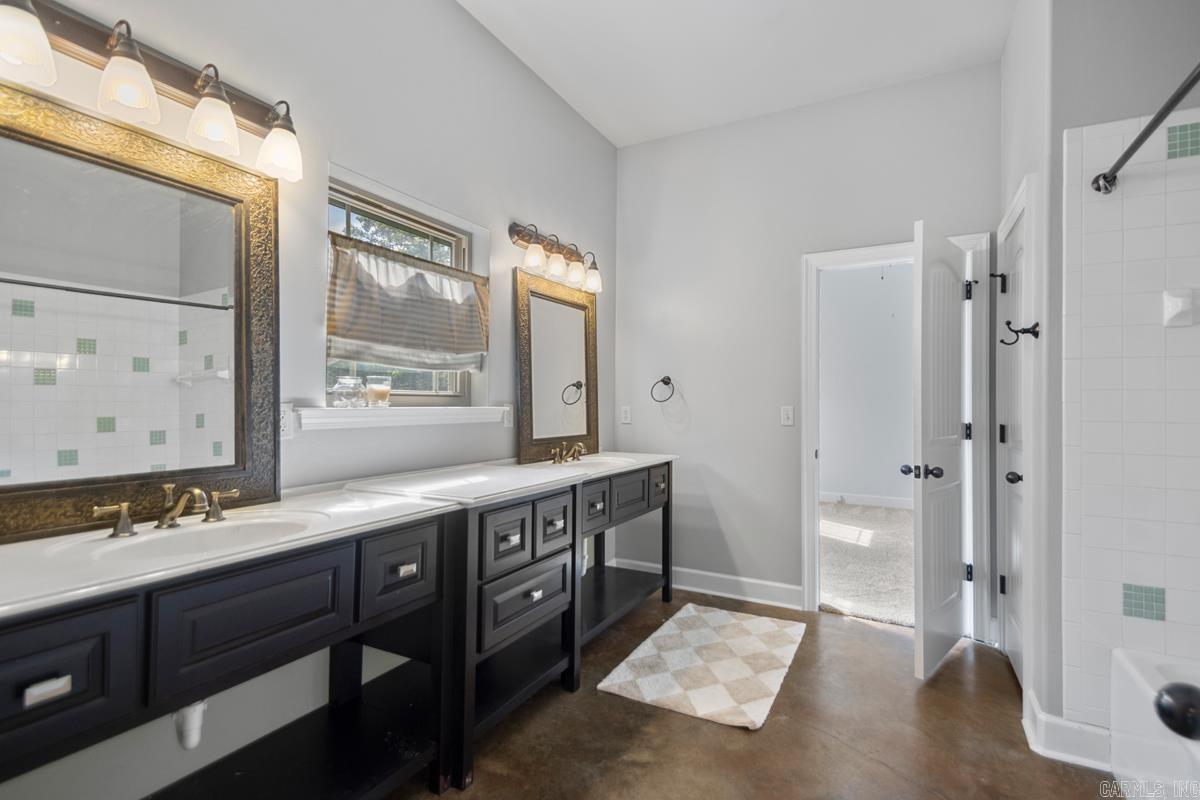 BROOKHAVEN ESTATES - Residential