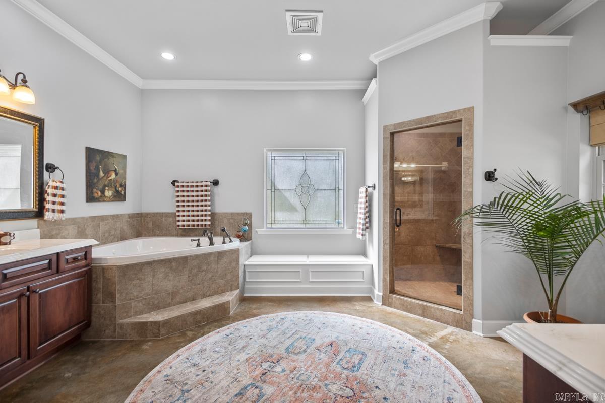 BROOKHAVEN ESTATES - Residential