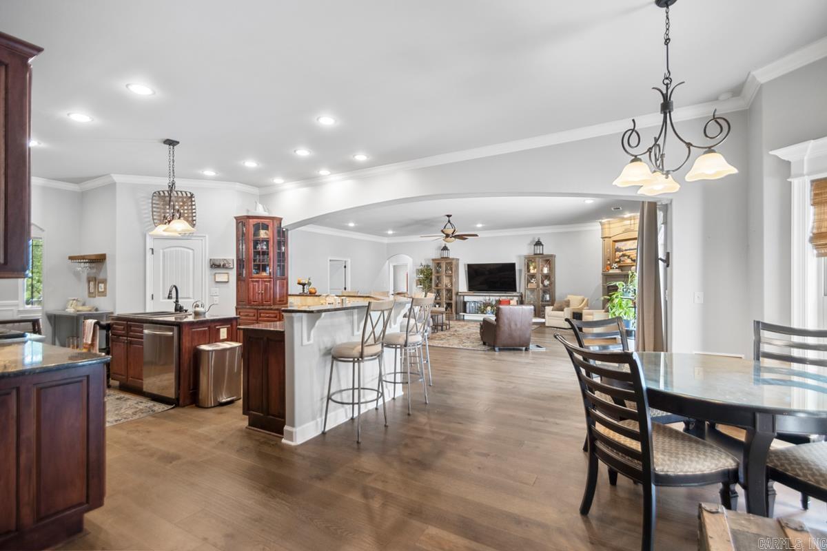 BROOKHAVEN ESTATES - Residential