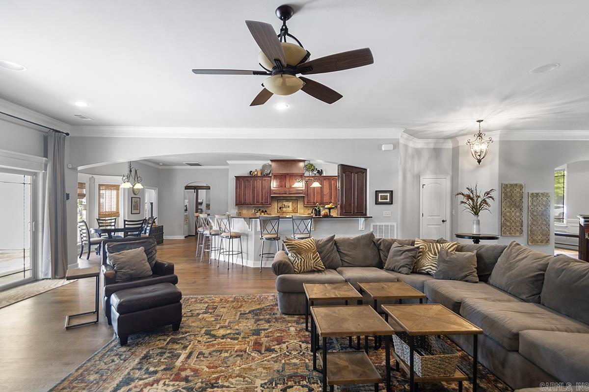 BROOKHAVEN ESTATES - Residential