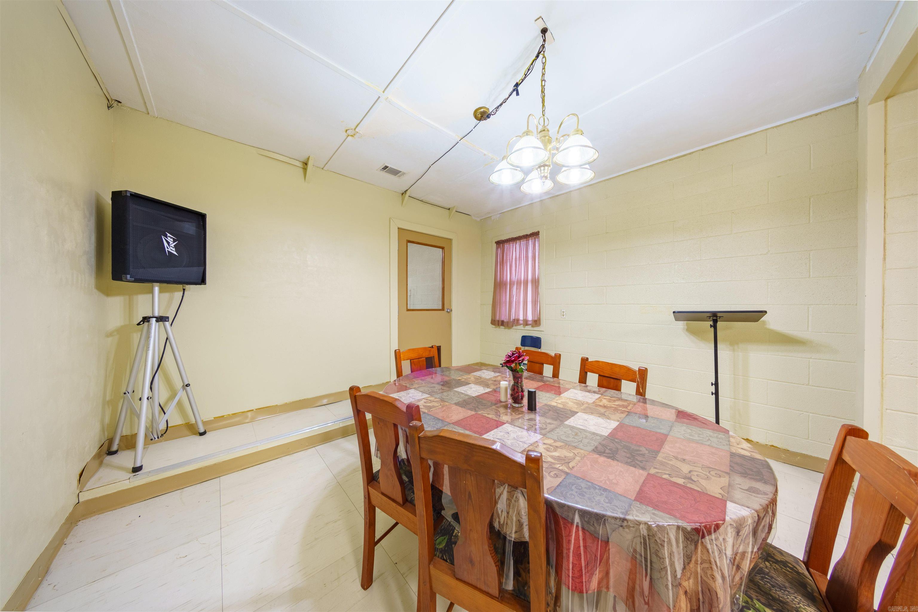 SOUTHSIDE M&B - Residential