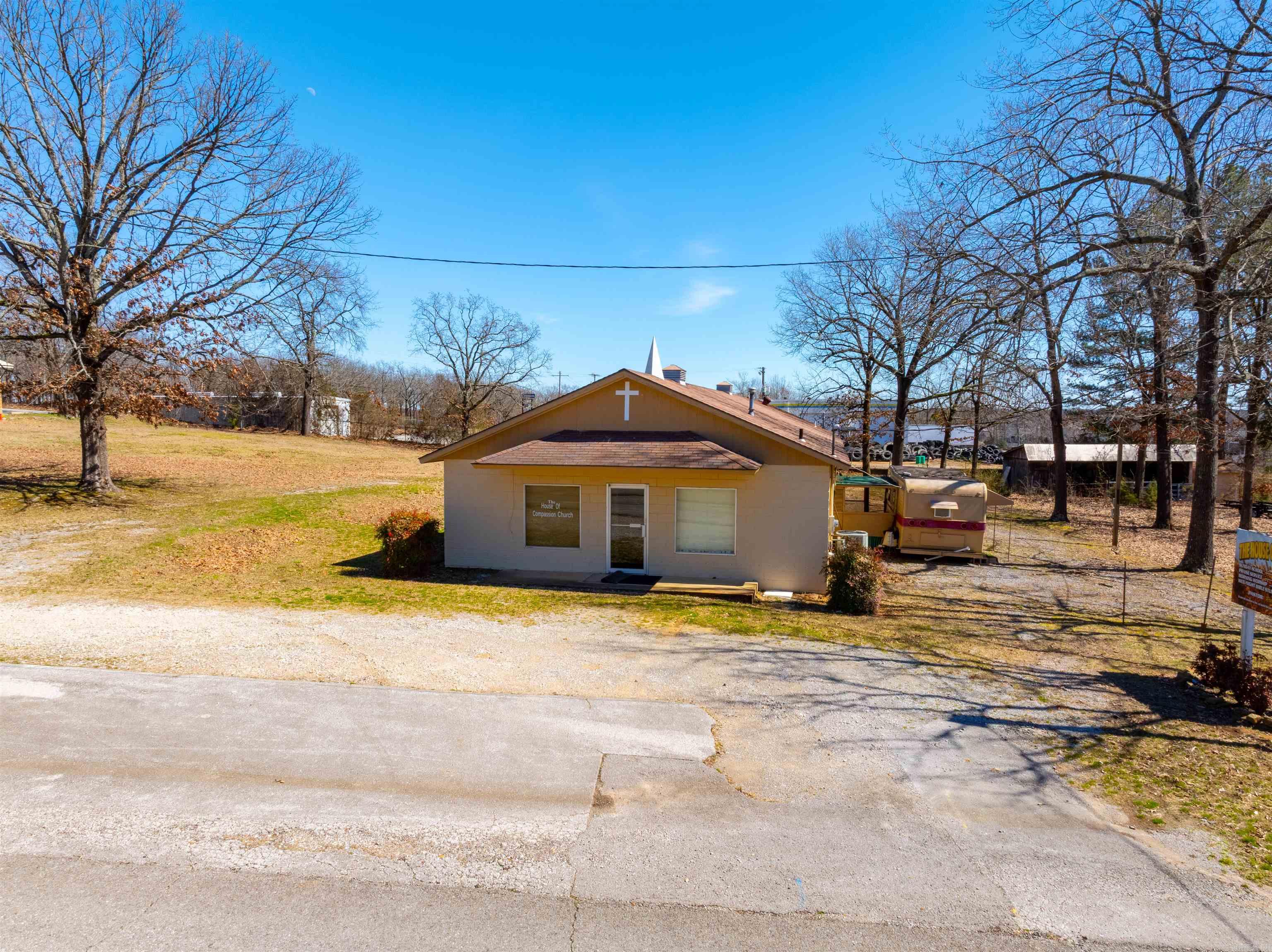SOUTHSIDE M&B - Residential