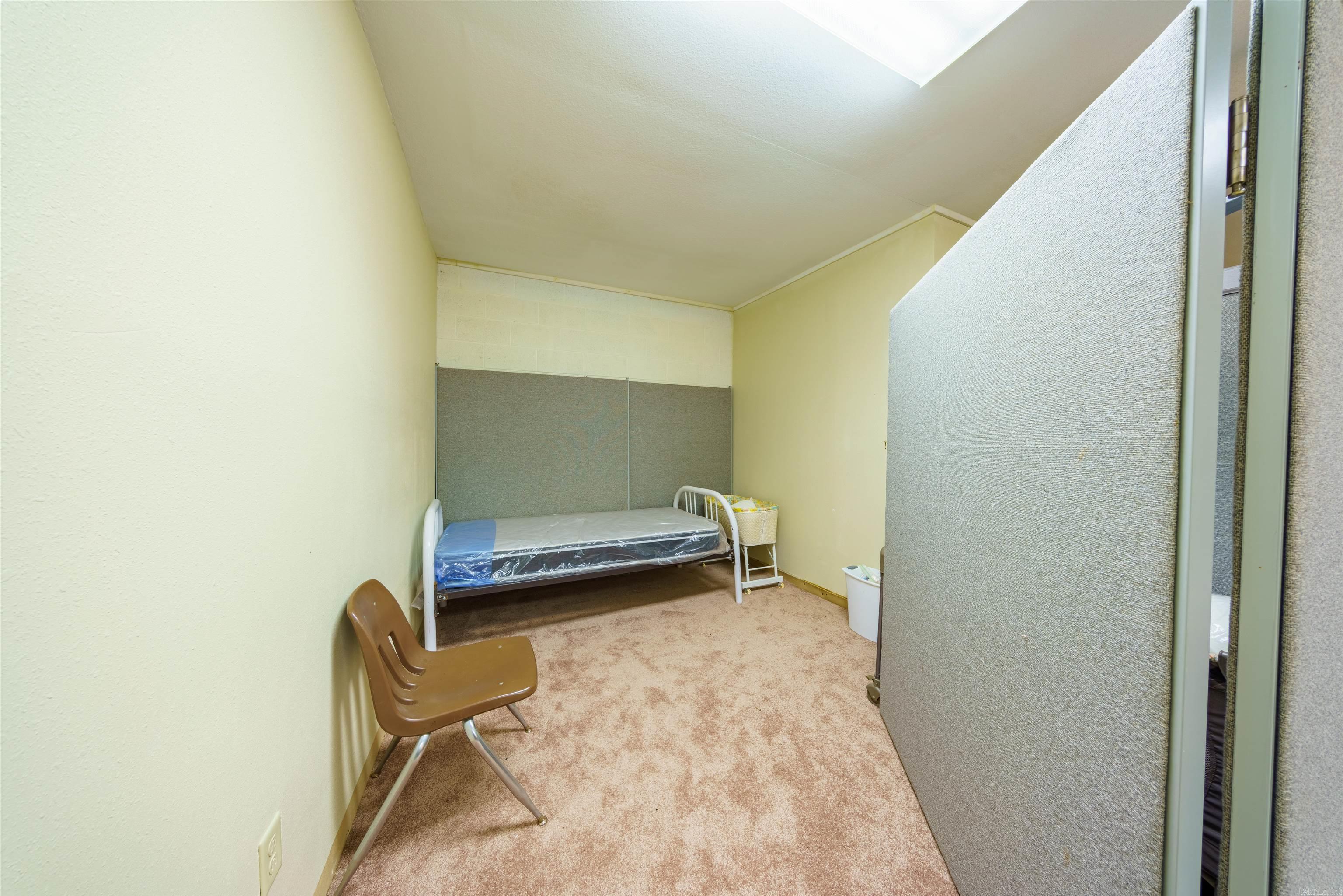 SOUTHSIDE M&B - Residential