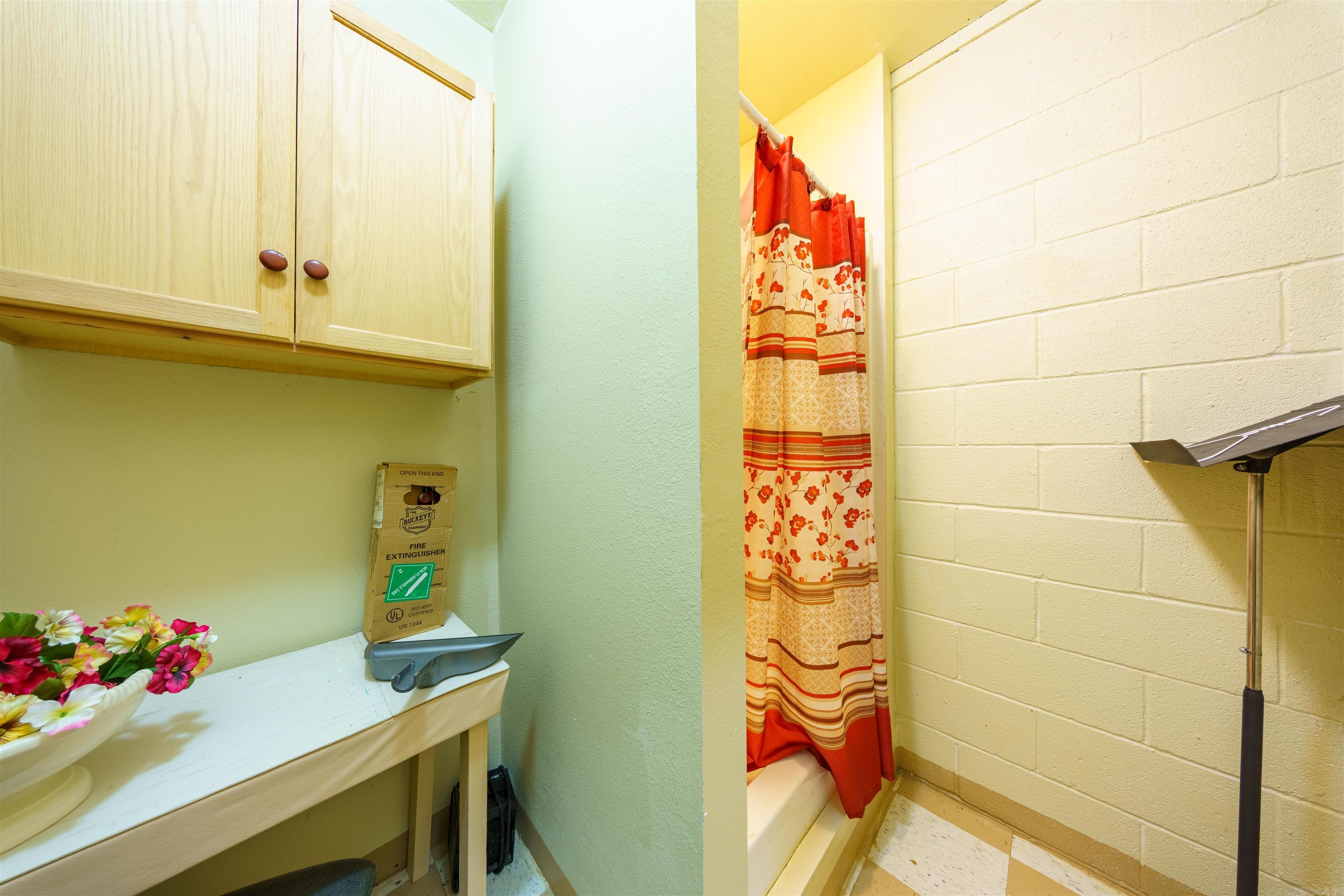 SOUTHSIDE M&B - Residential