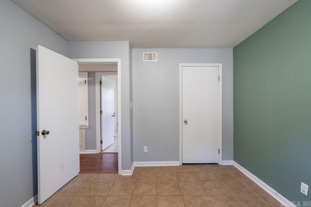 Meadowbrook I - Residential