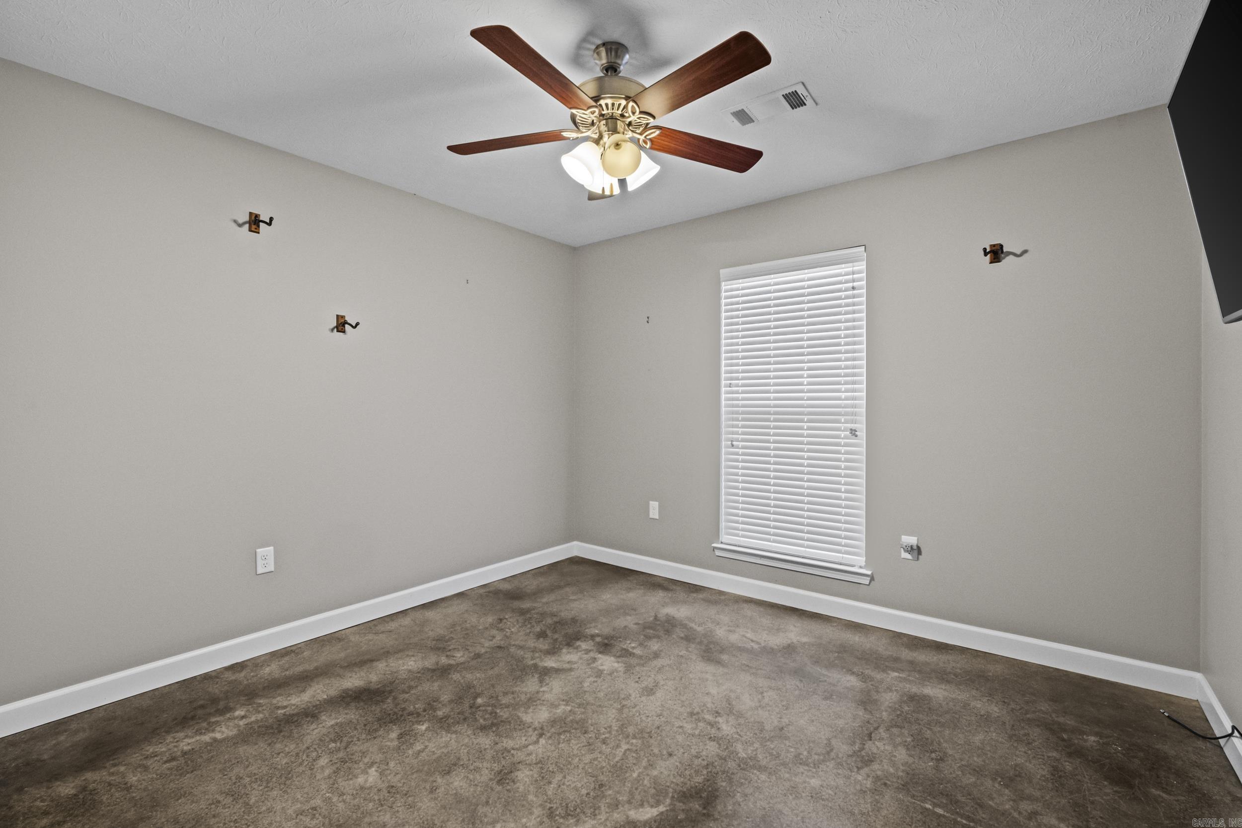 Makenna Cove - Residential