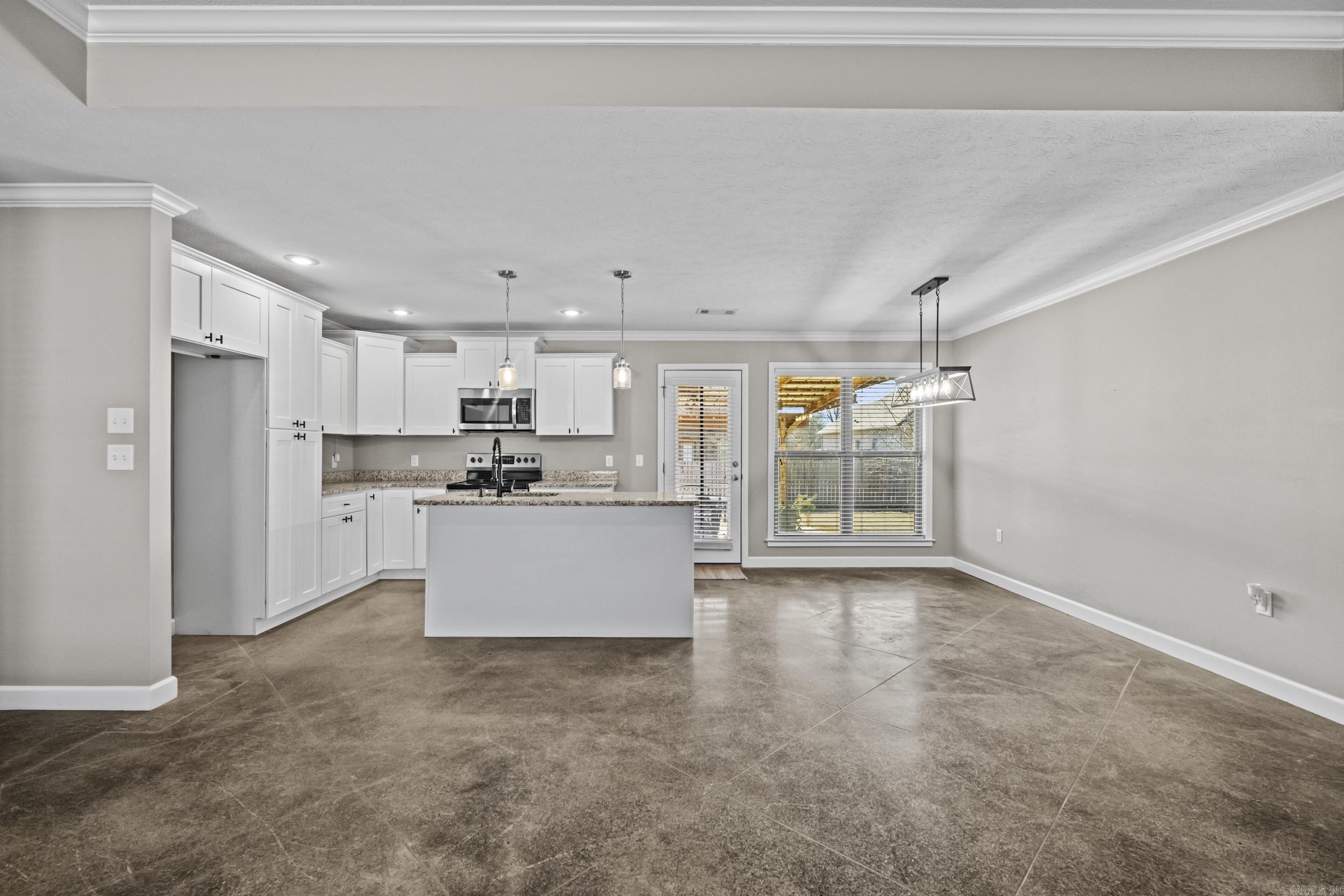 Makenna Cove - Residential