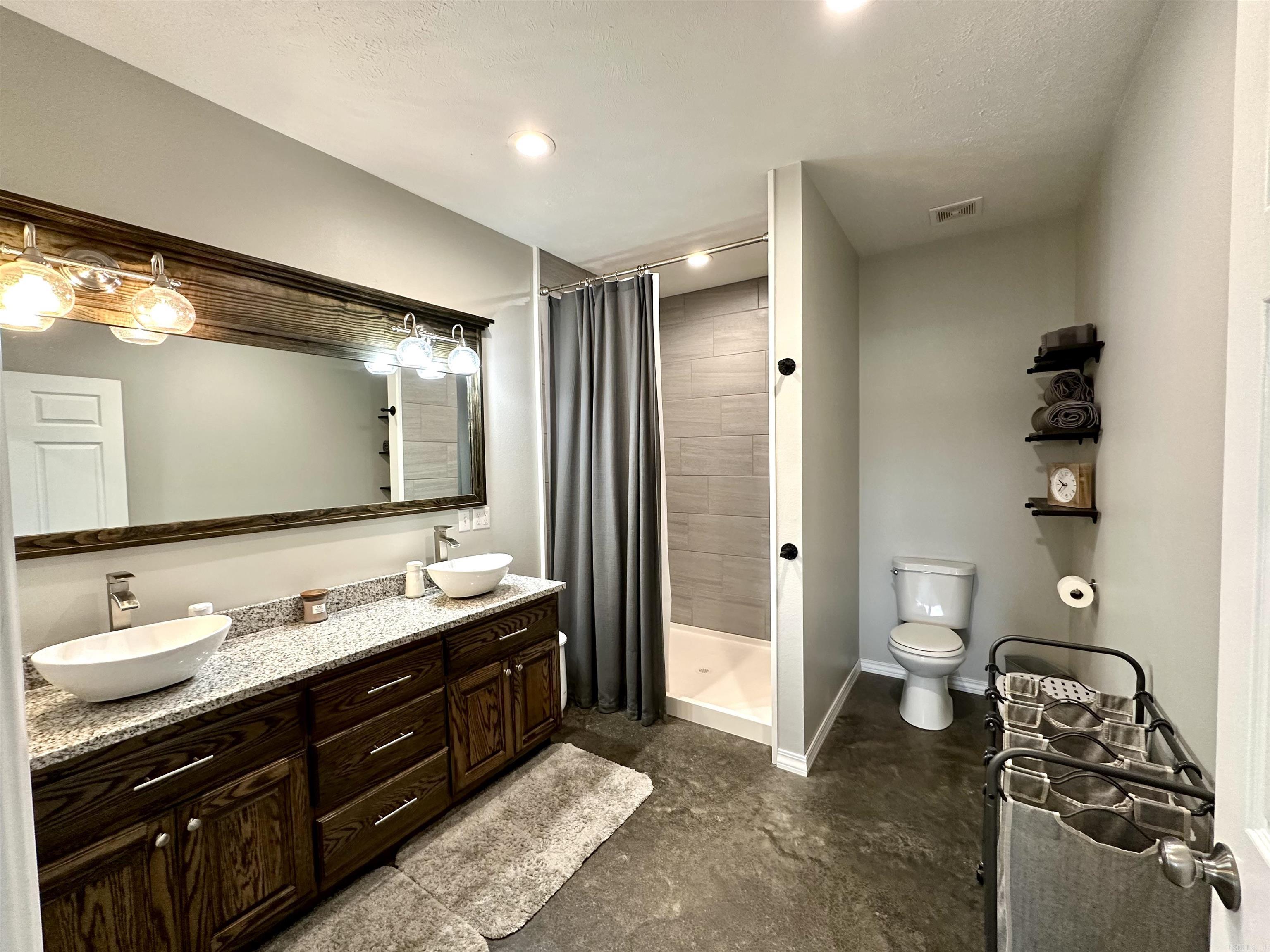 TROTTER ACRES - Residential