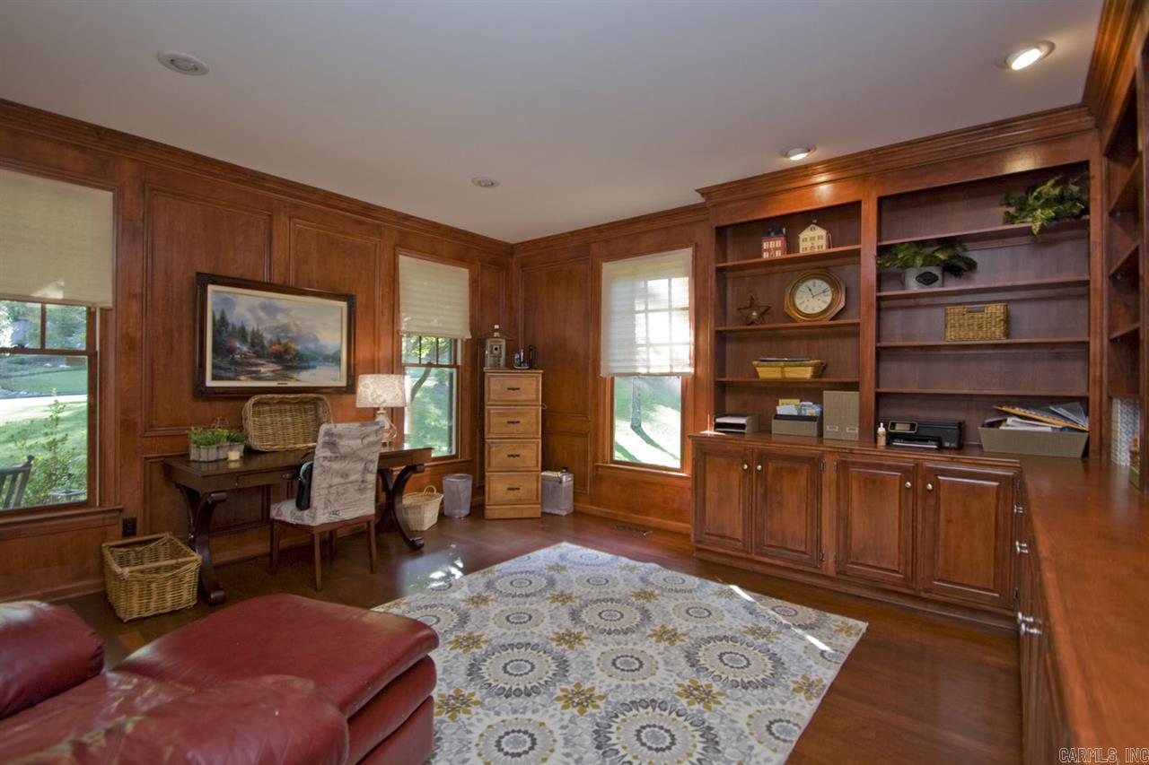 CHENAL VALLEY CHAMPAGNOLLE COURT - Residential