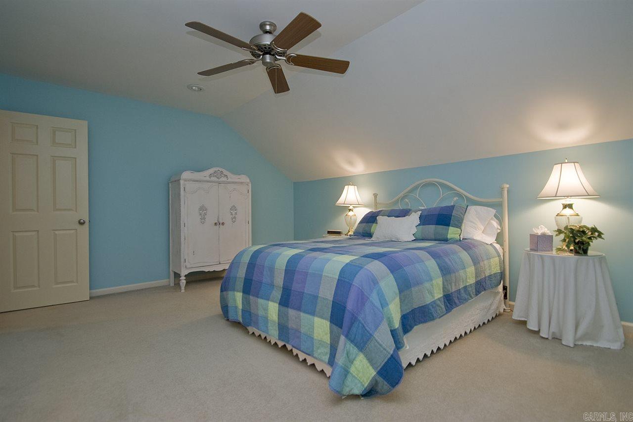 CHENAL VALLEY CHAMPAGNOLLE COURT - Residential